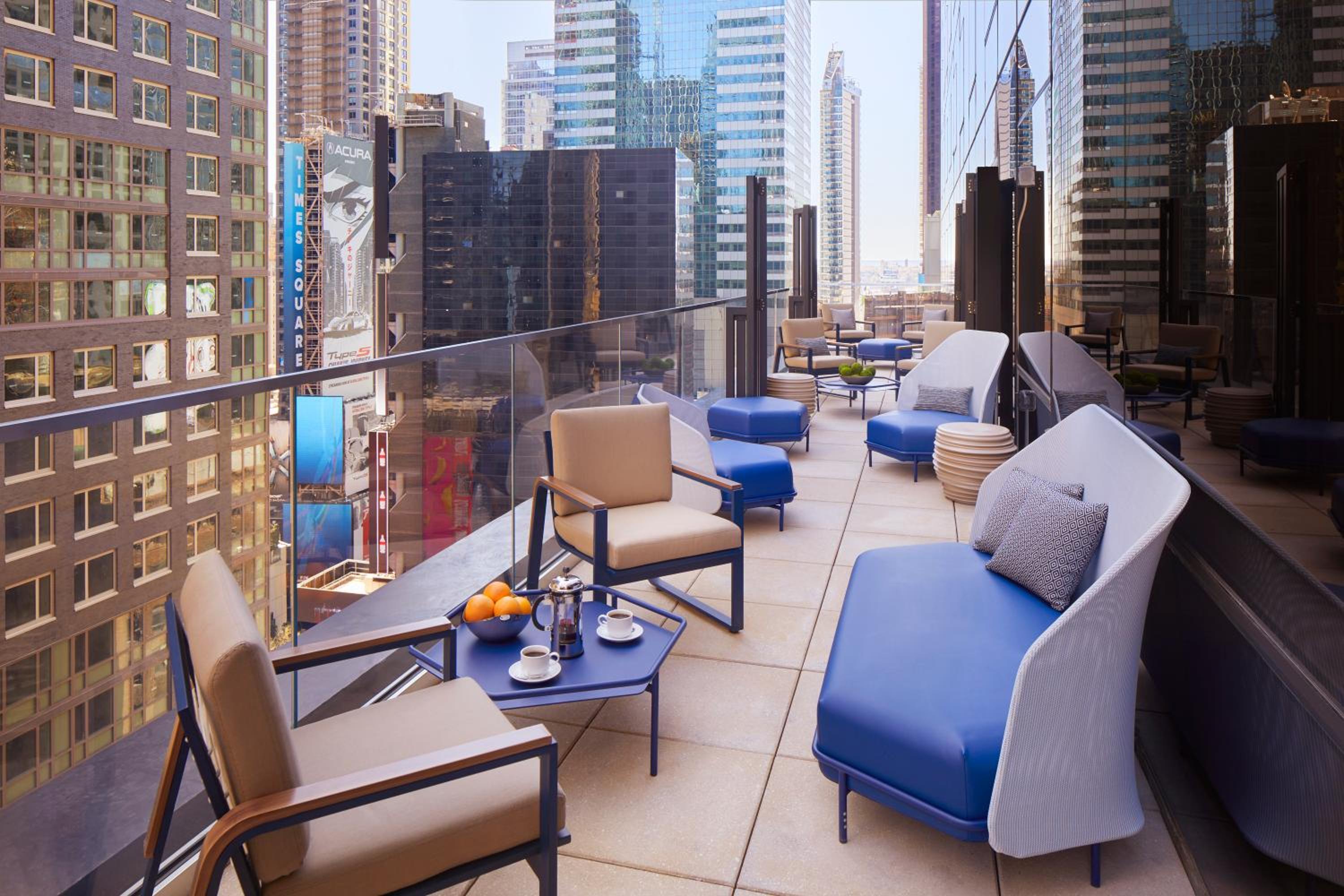 Platinum Suite with Balcony - Mobility Access