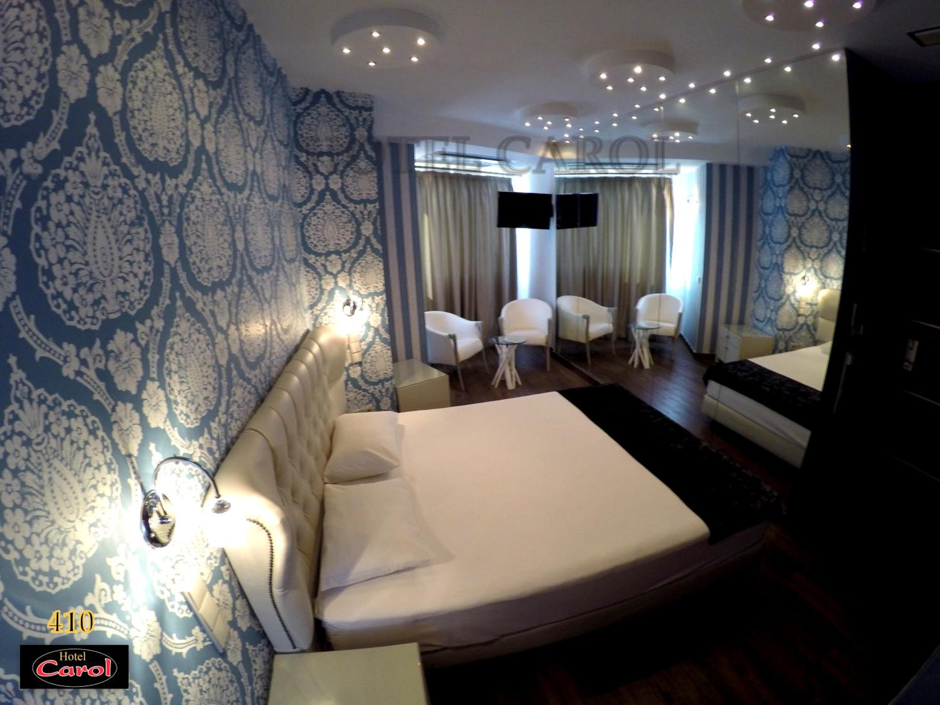 Double Room - Photo 18