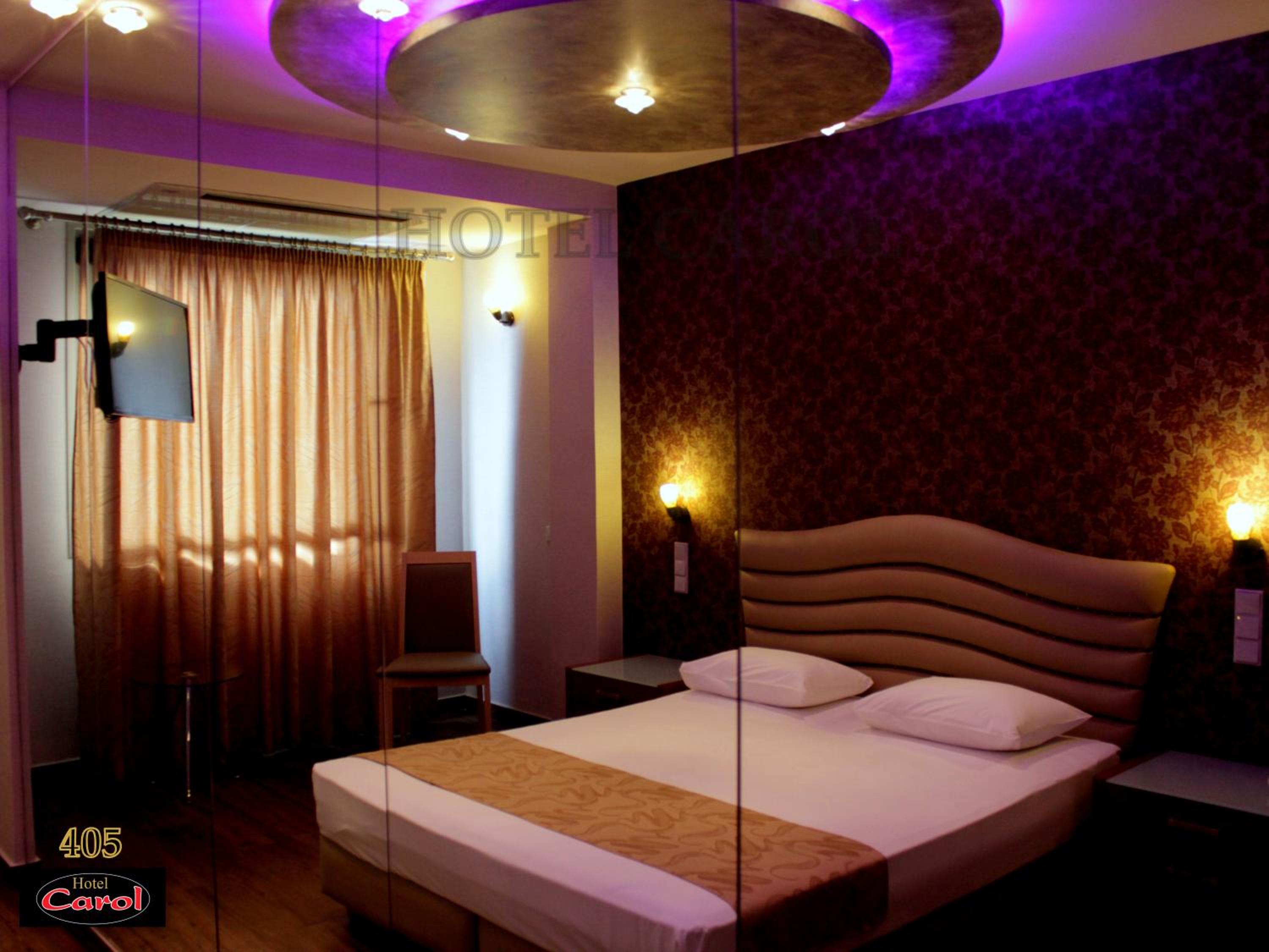 Double Room - Photo 13