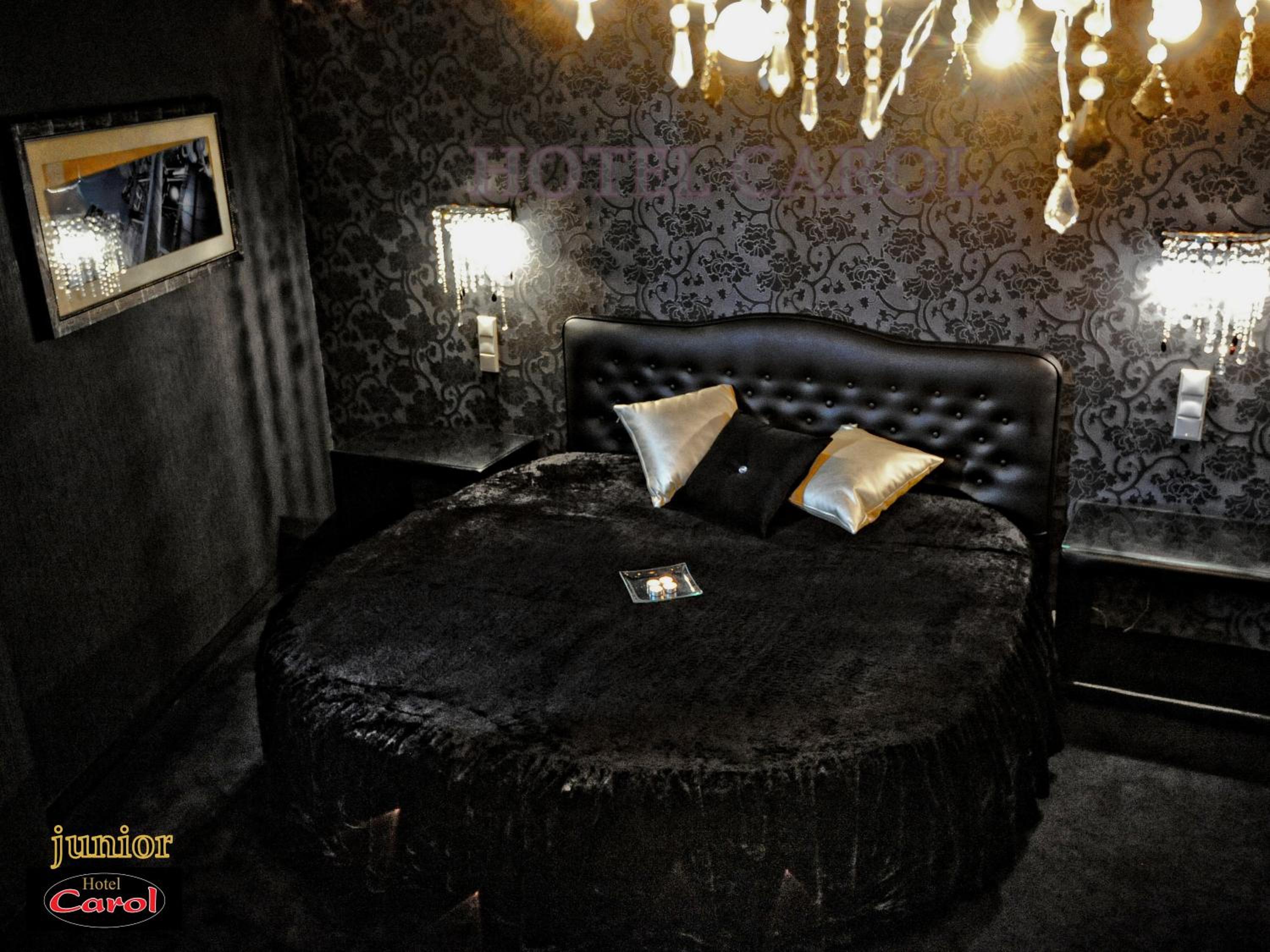 Suite - Photo 7