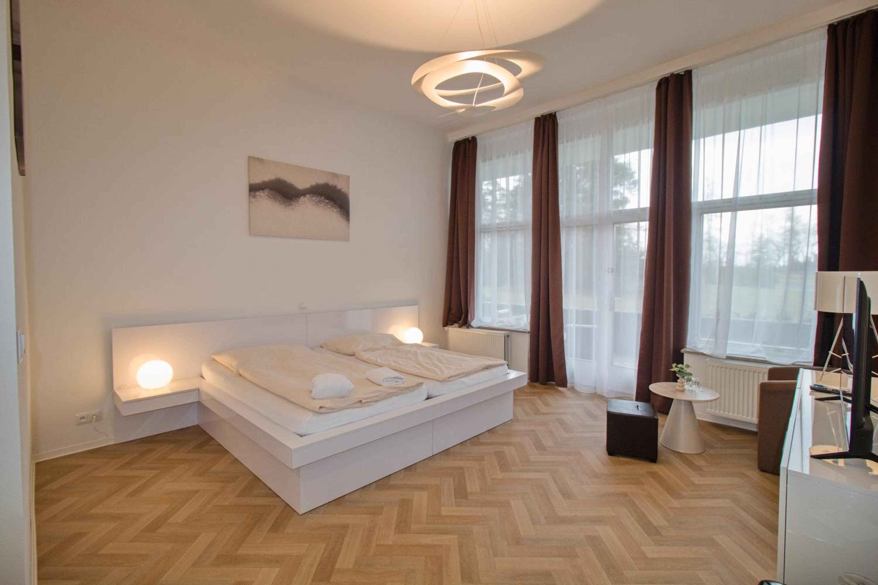 Double Room with Patio photo 2