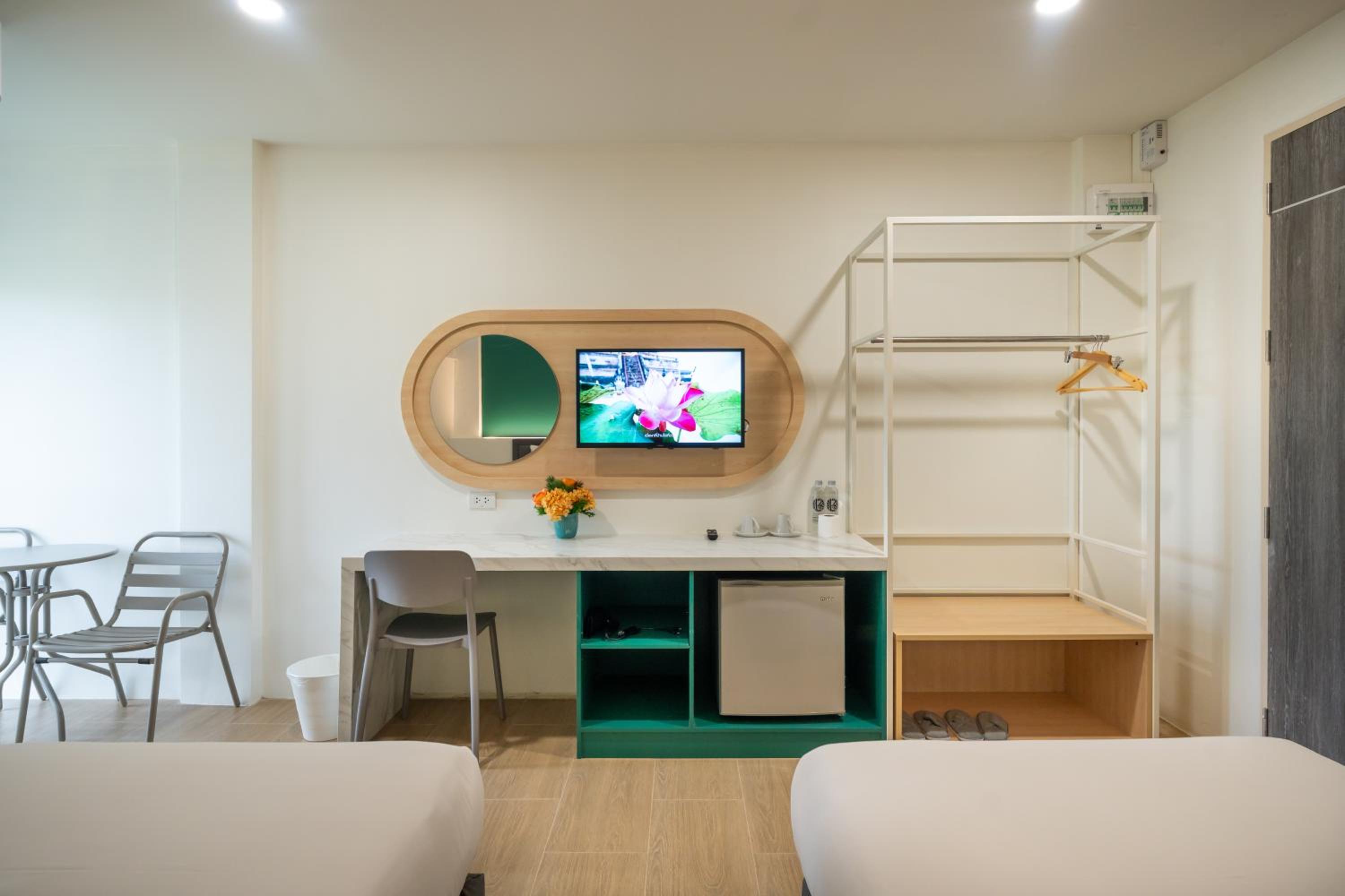 Deluxe Twin Room photo 2