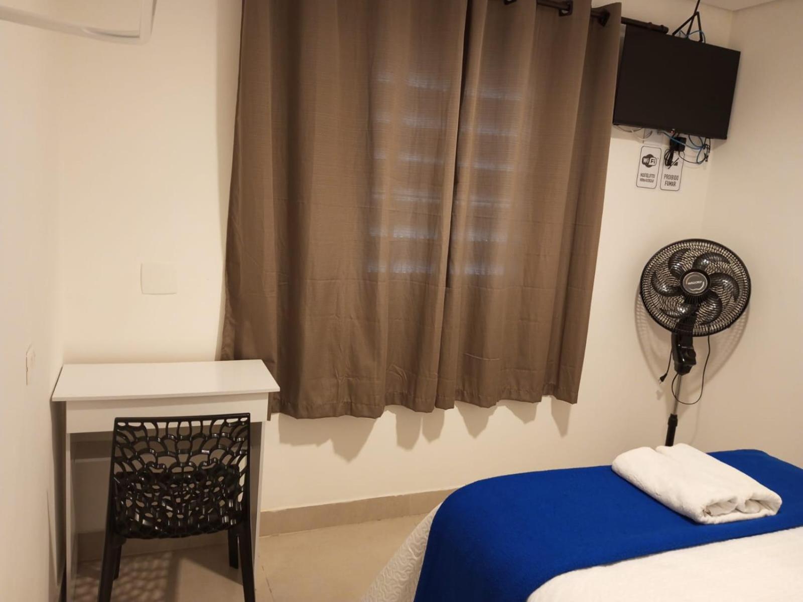 Apartment With Shared Bathroom photo 2