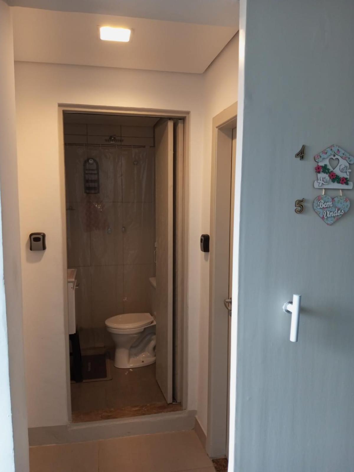 Apartment With Shared Bathroom