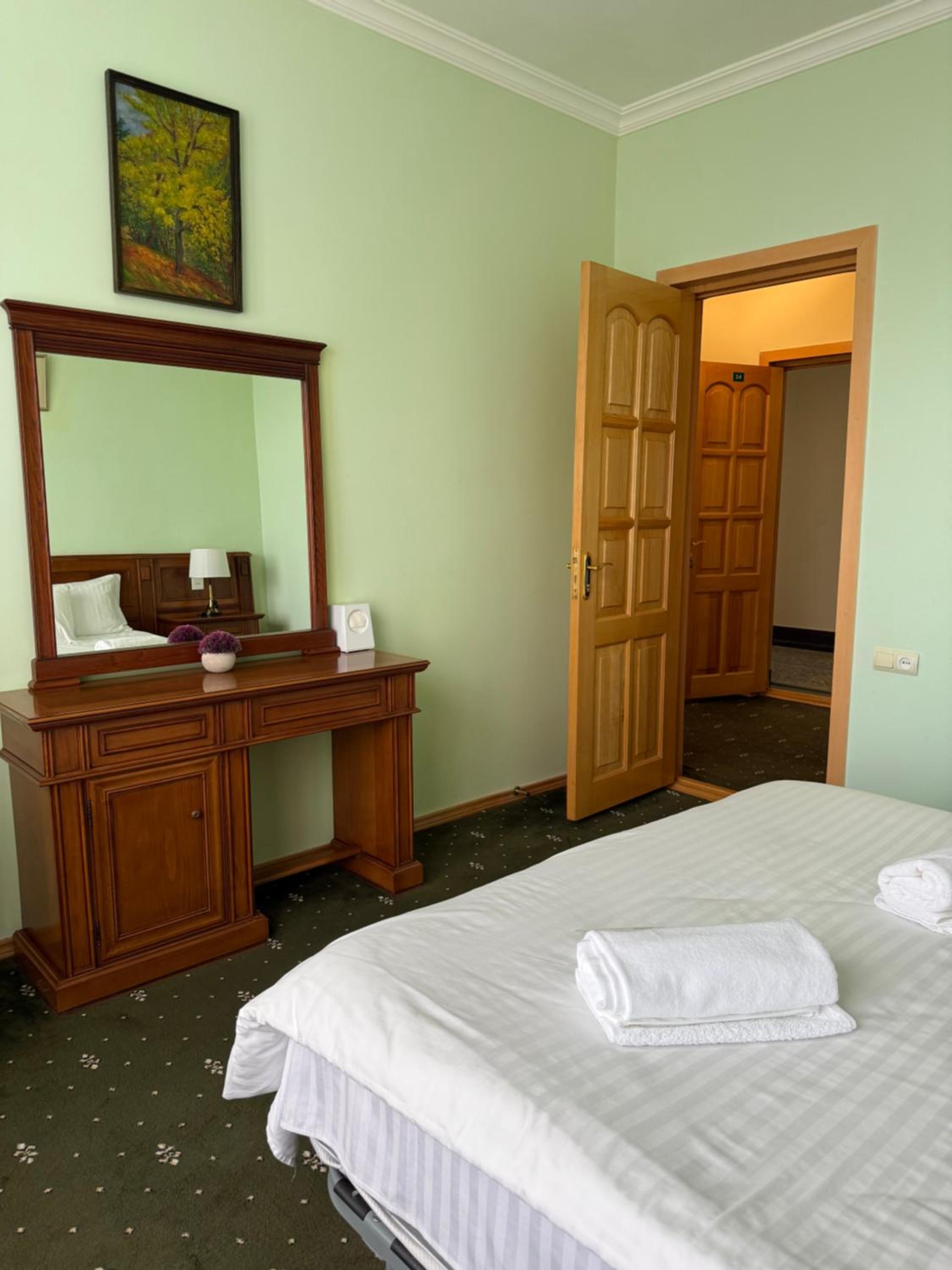 One-Bedroom Suite