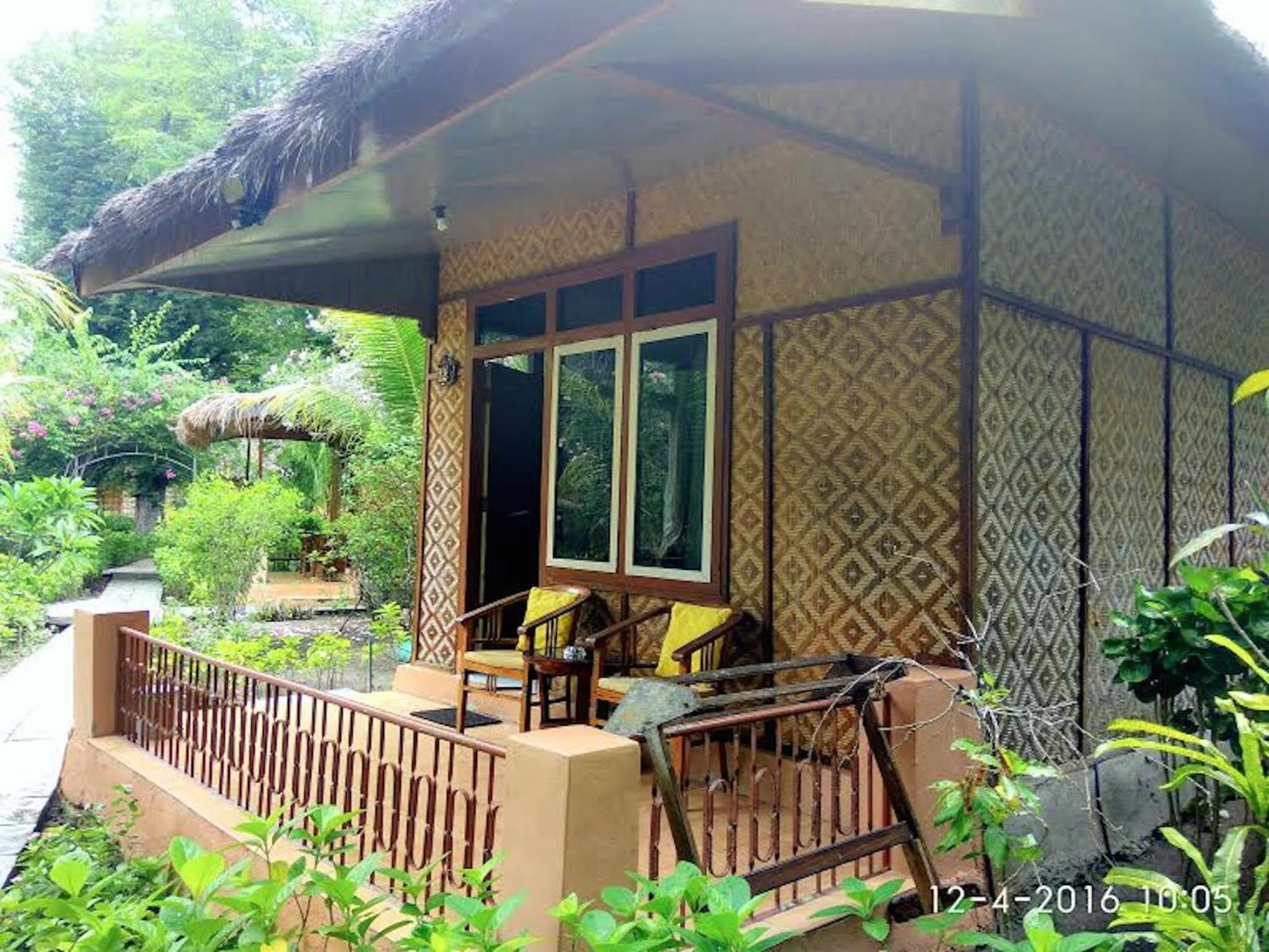 Superior Twin Room with Garden View photo 3