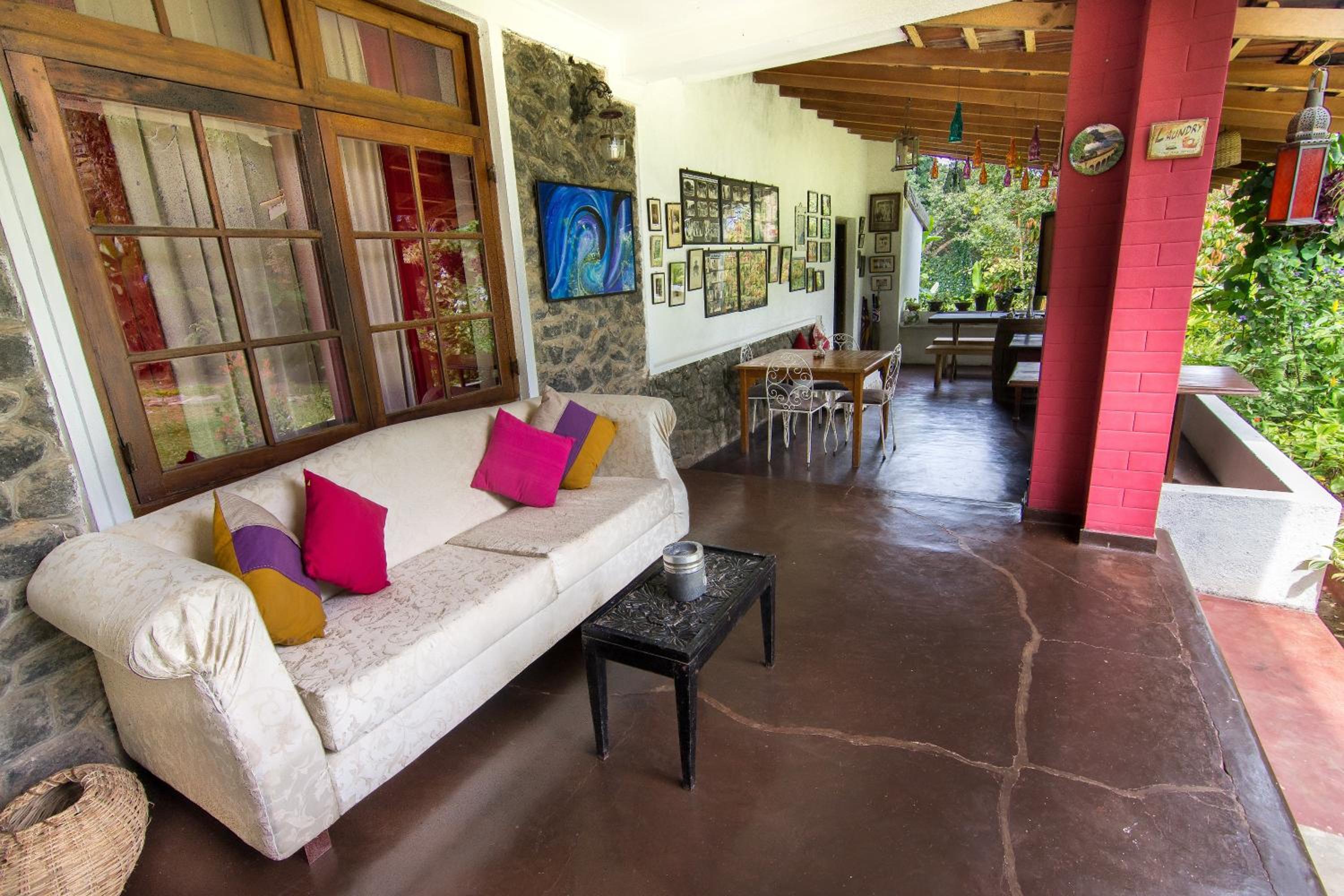 Family Suite with Garden View photo 2