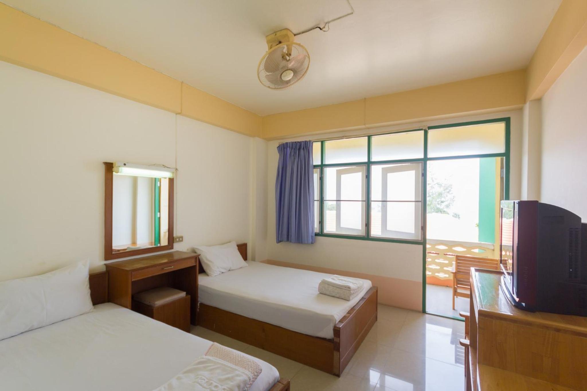Twin Room with Fan