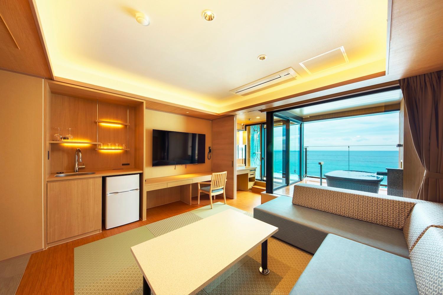 Twin Room with Sea View photo 1