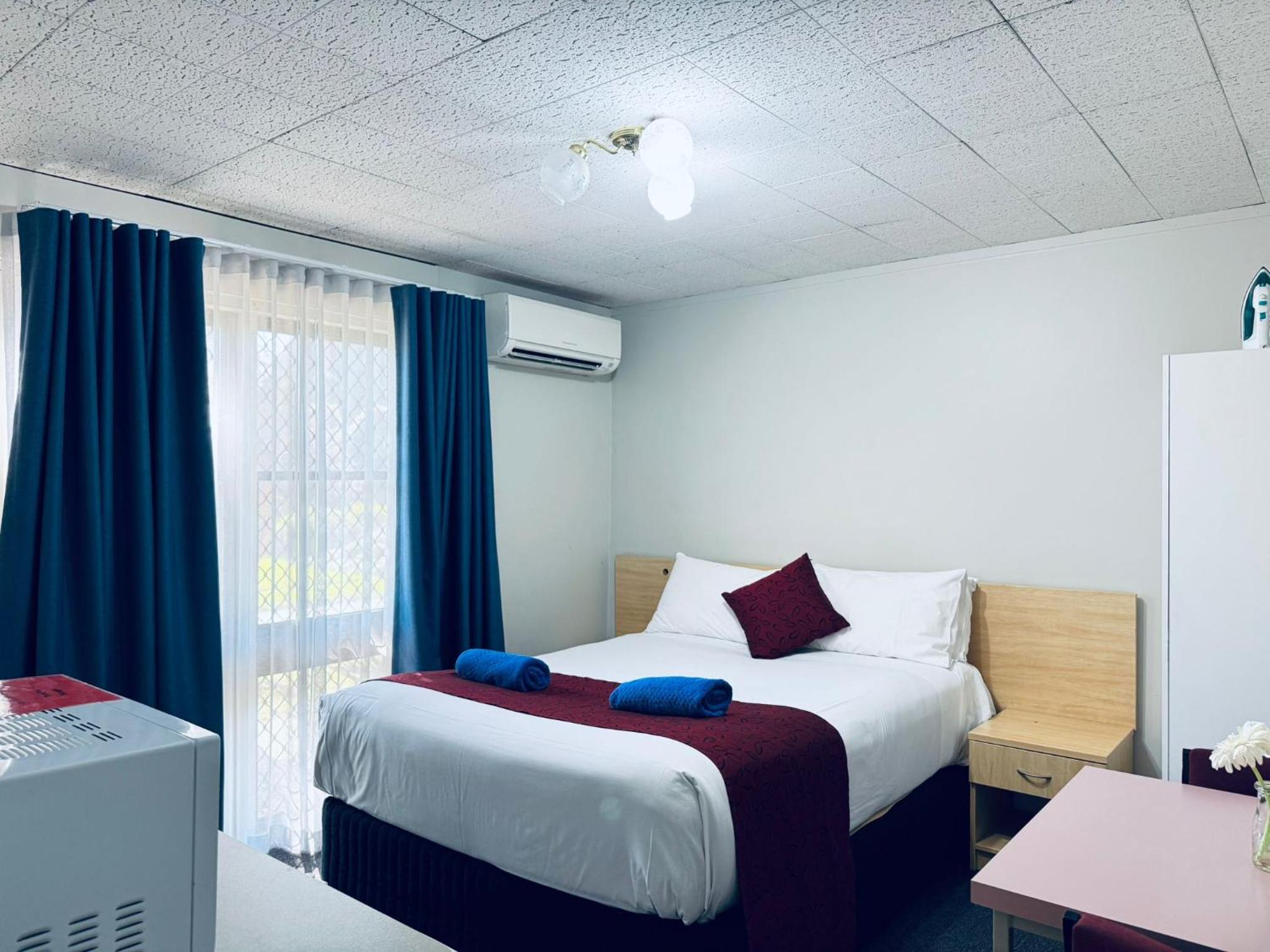 Deluxe Double or Twin Room - Photo 2