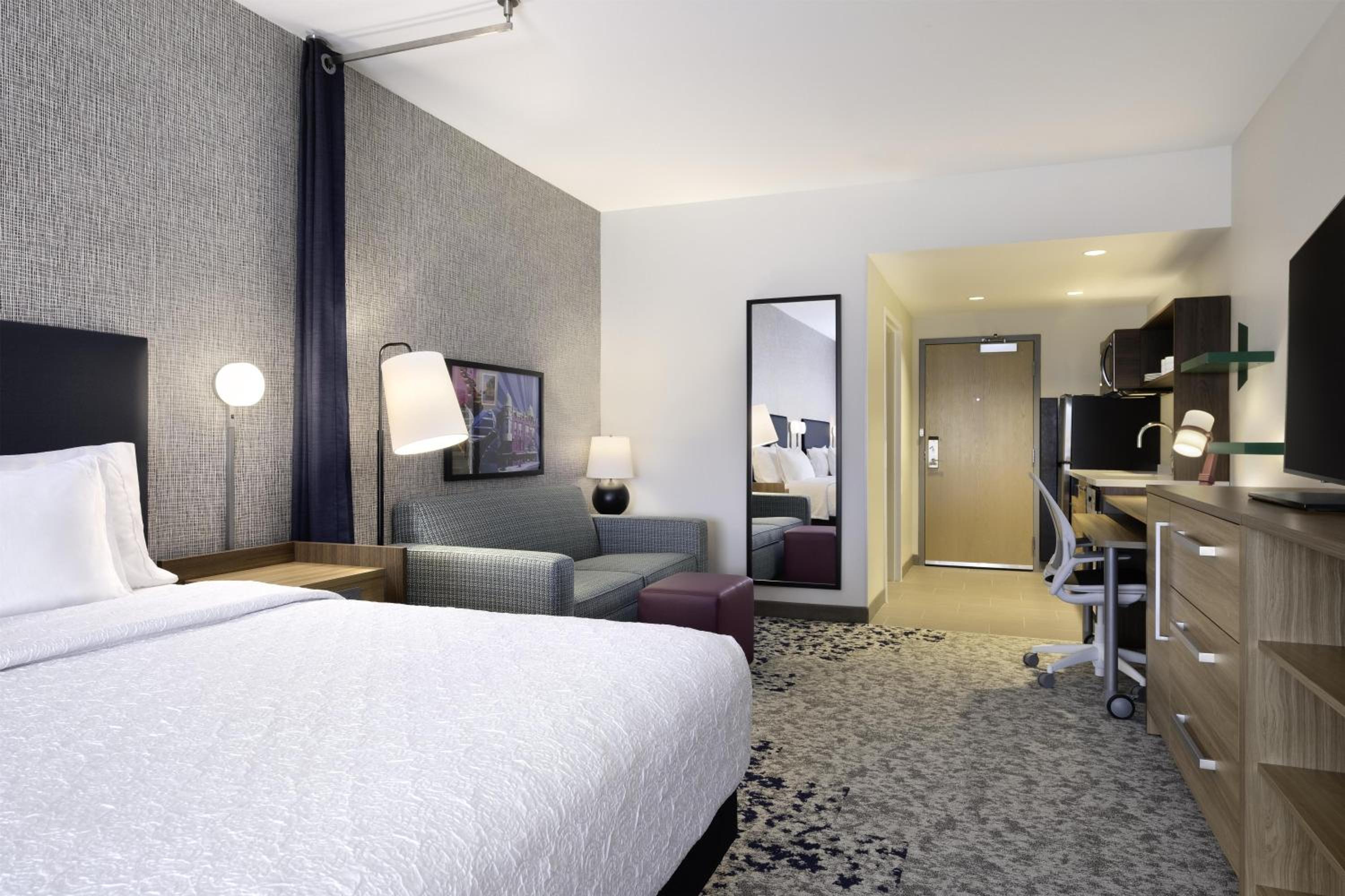King Studio Suite - Photo 3