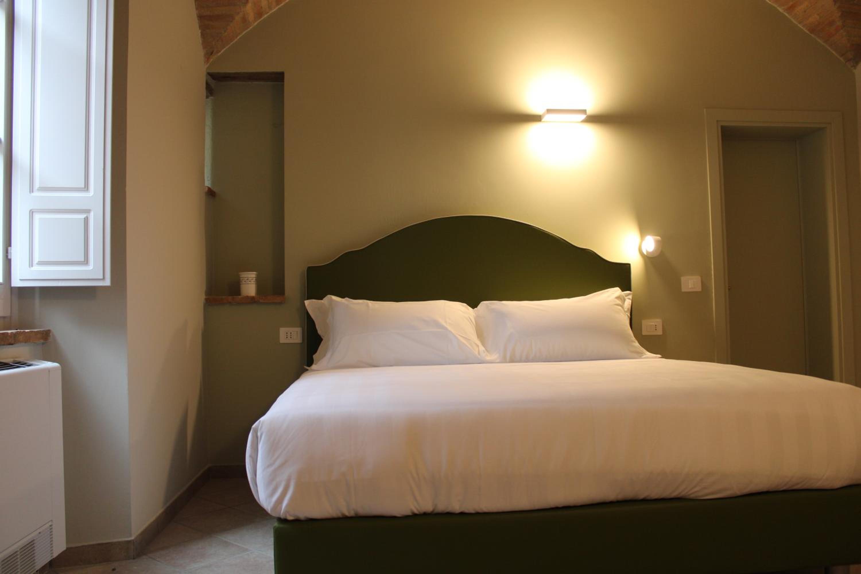 Classic Double Room photo 3