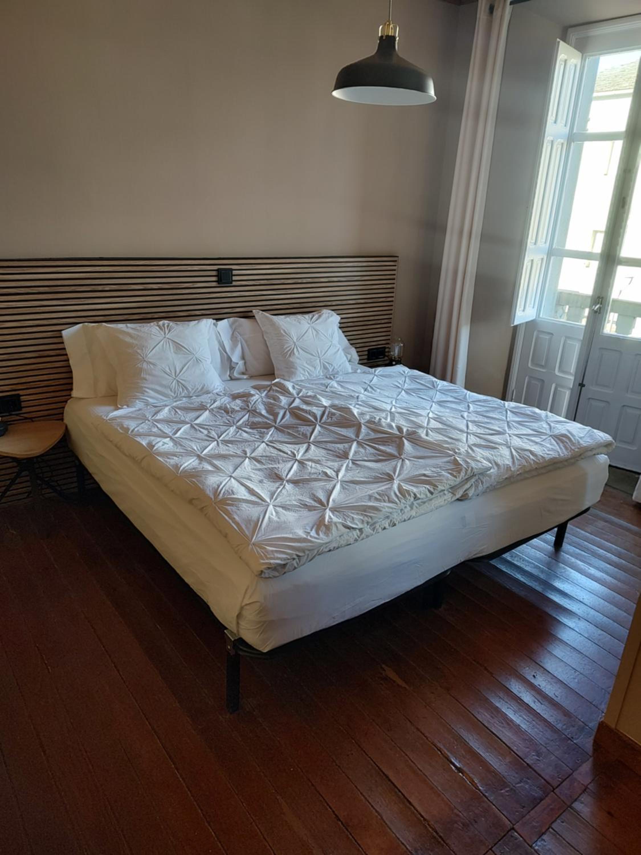 Double or Twin Room with Private Bathroom photo 3