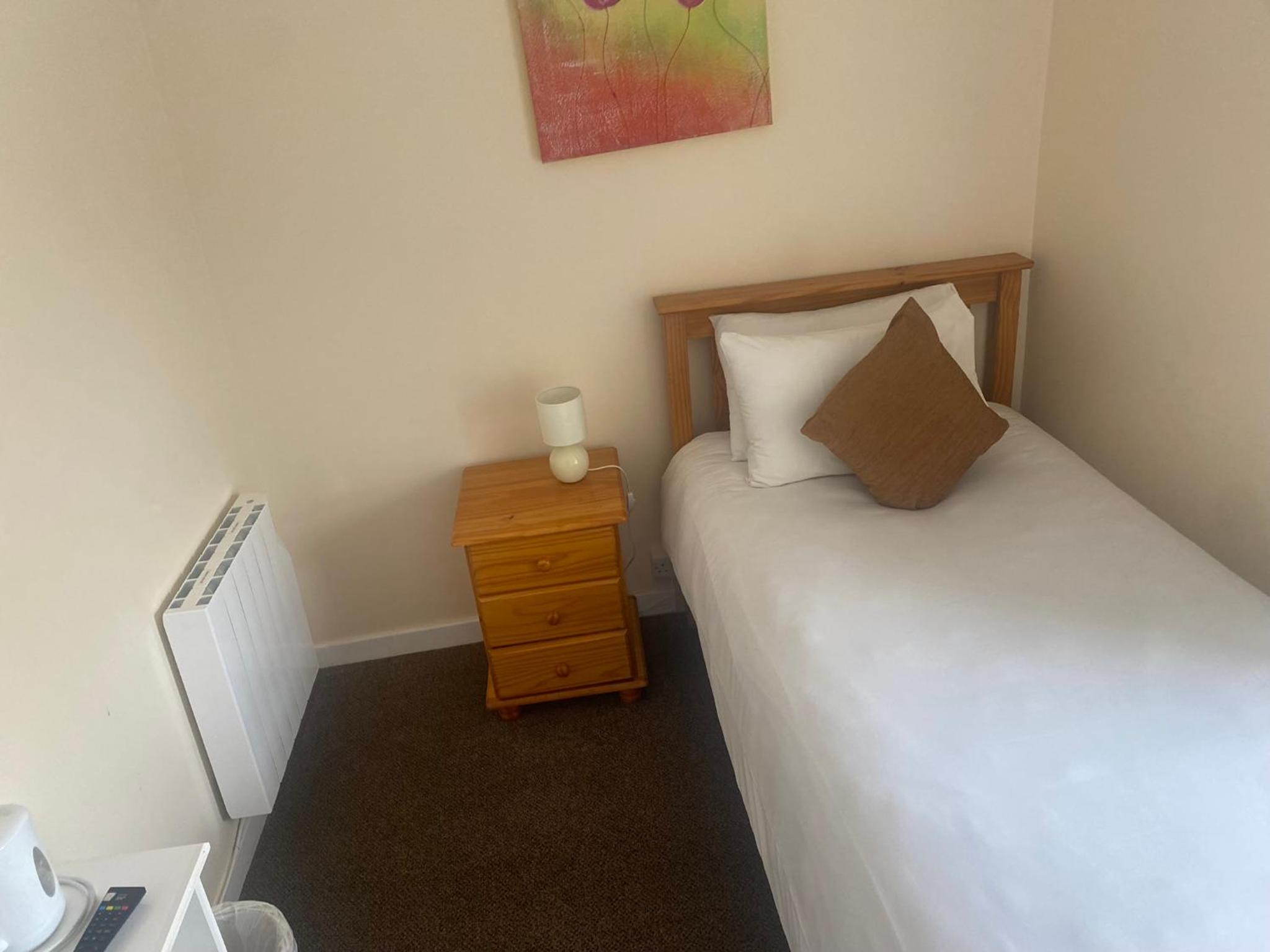 Single Room photo 2