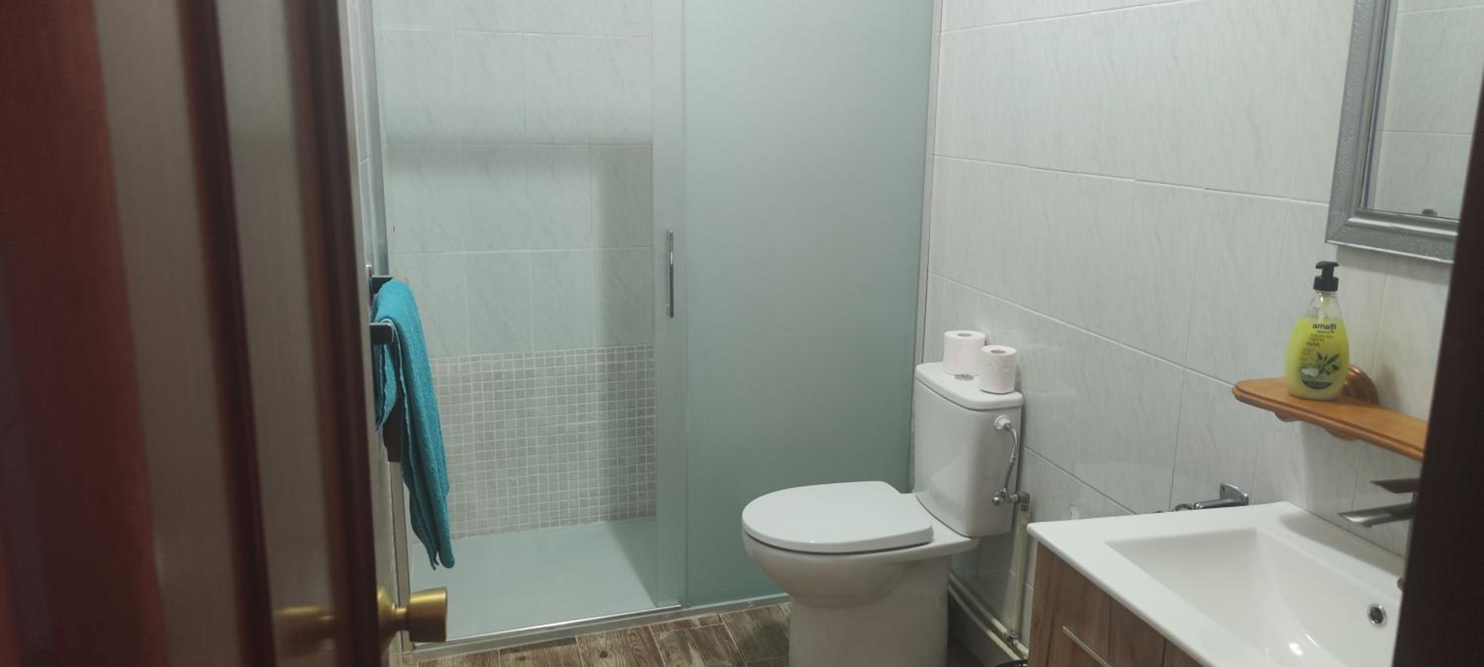 Standard Twin Room photo 2