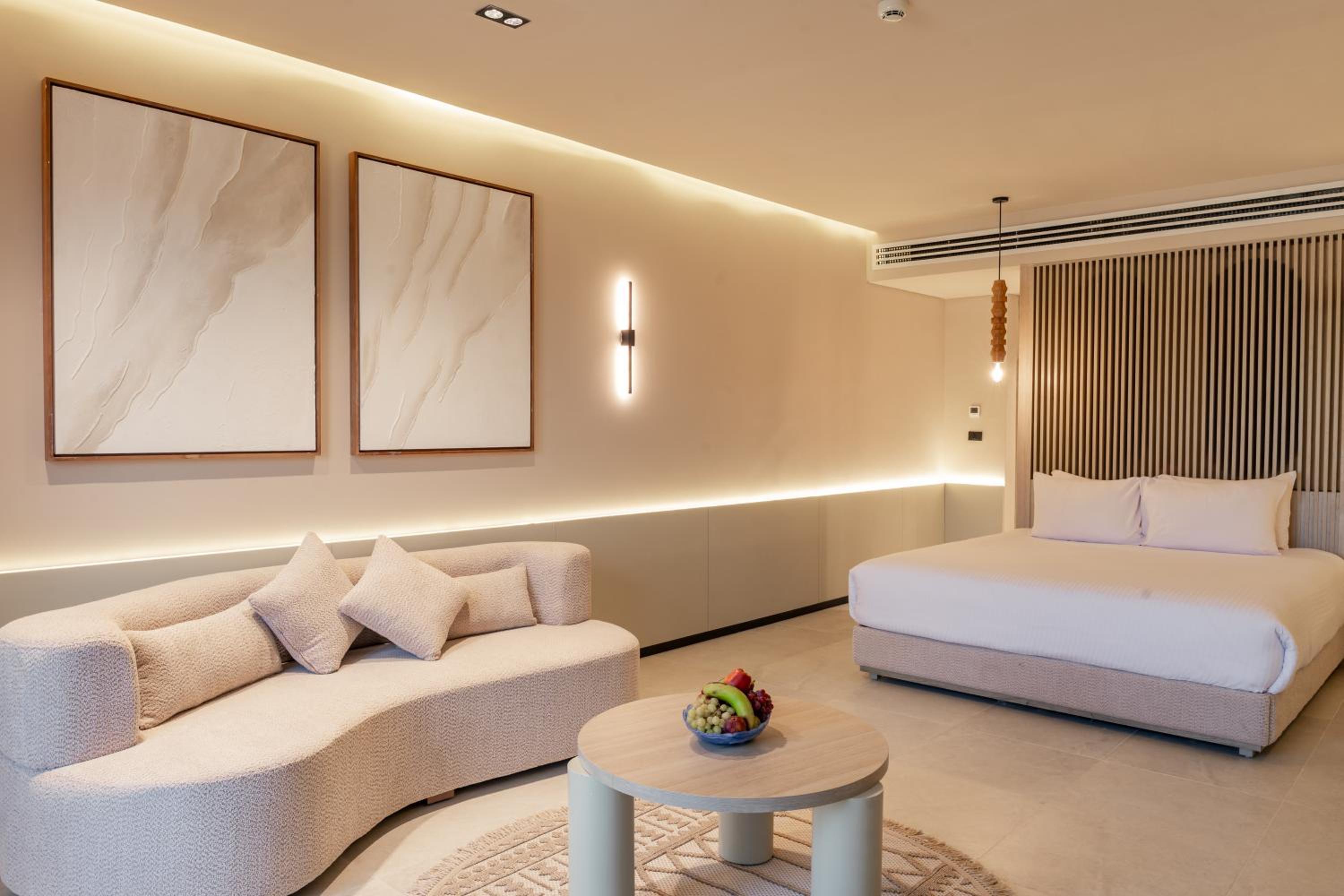 Premium Deluxe Junior Suite - Photo 1
