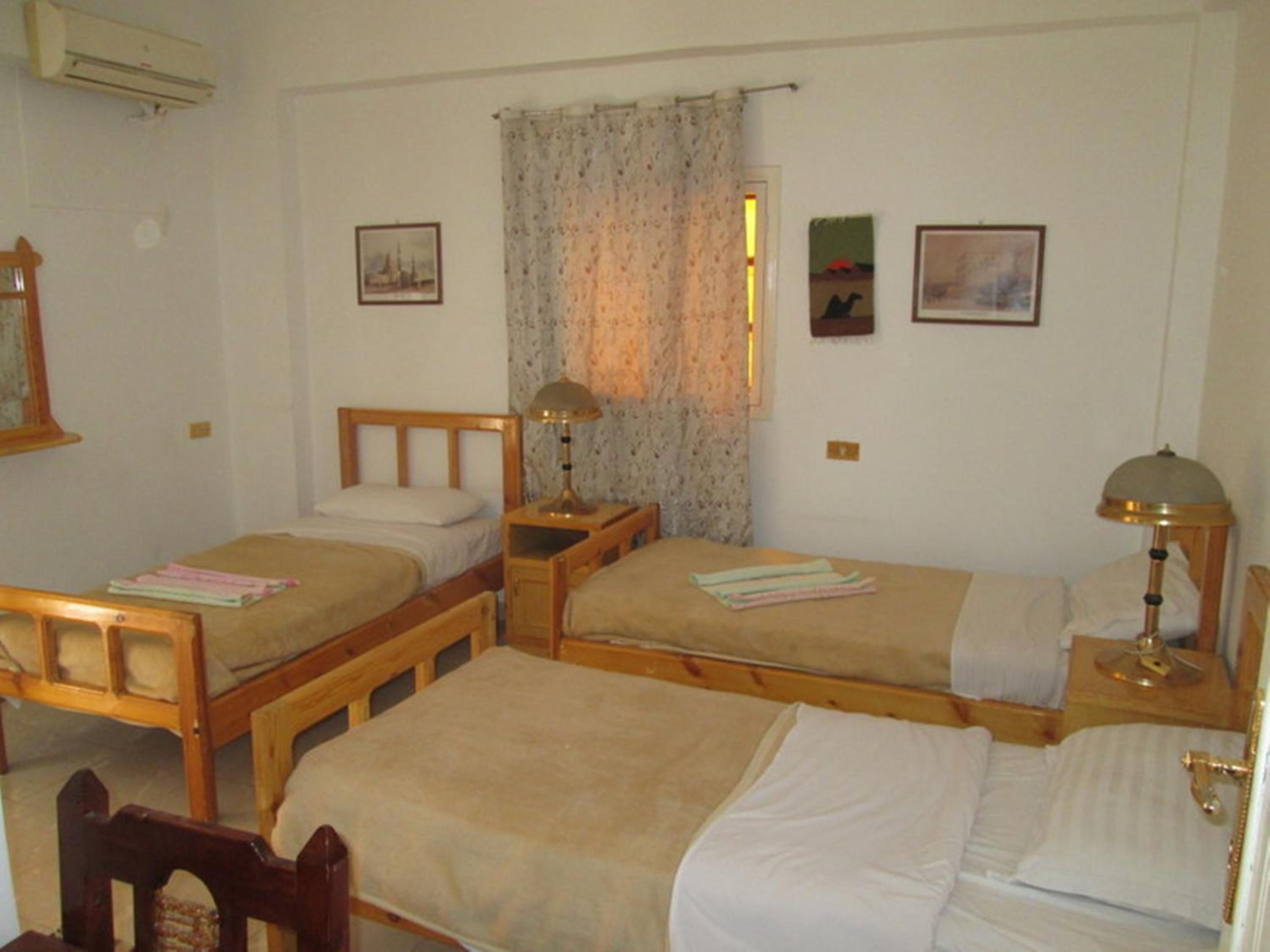 Standard Triple Room photo 2