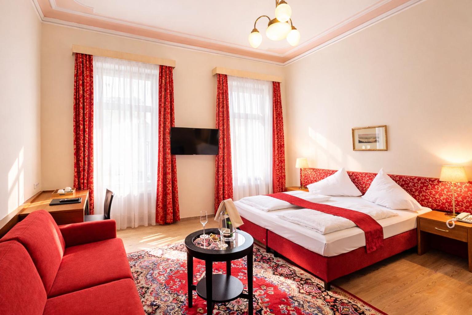 Large Double Room