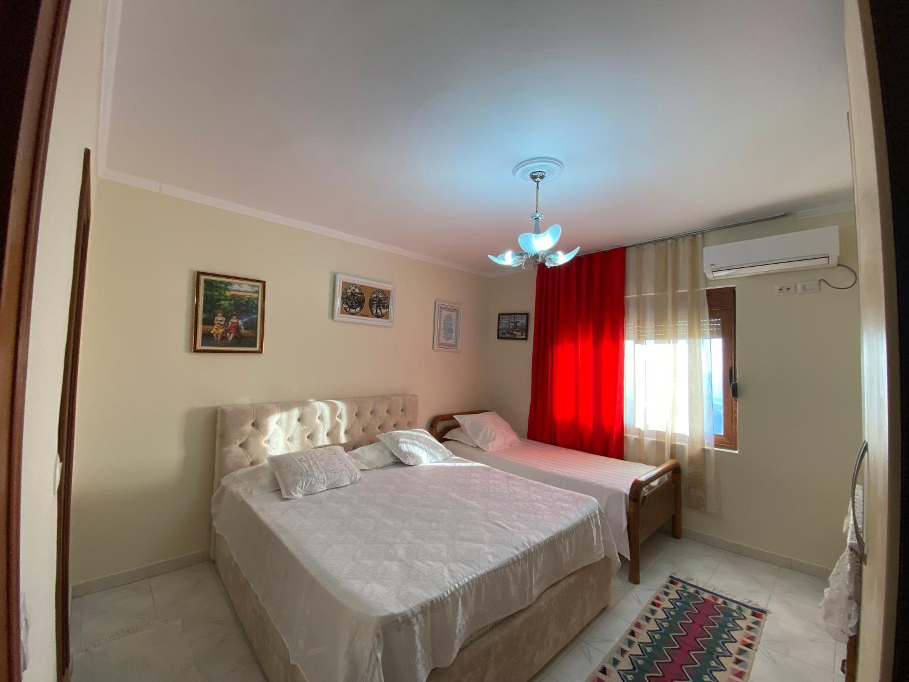 Triple Room with City View