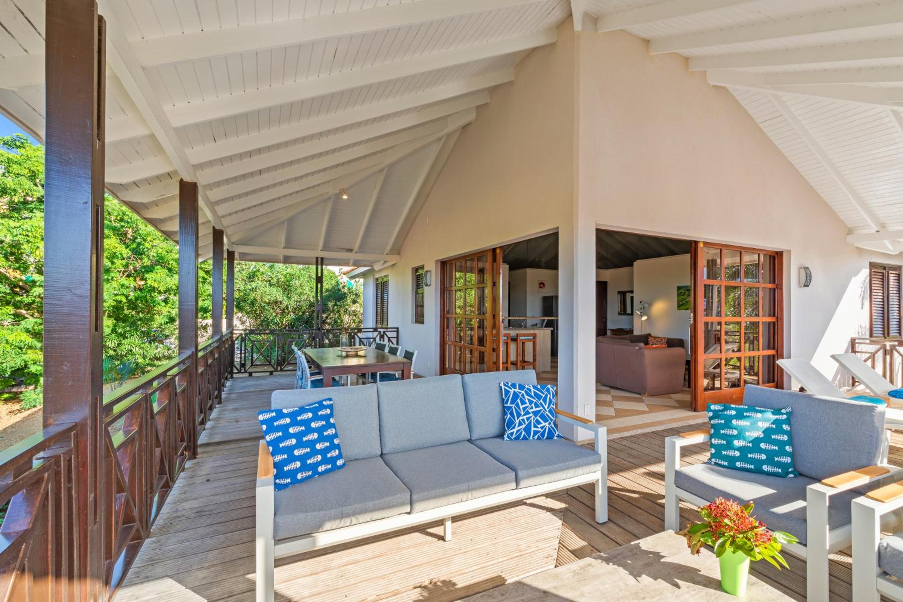 Villa with Sea View photo 2