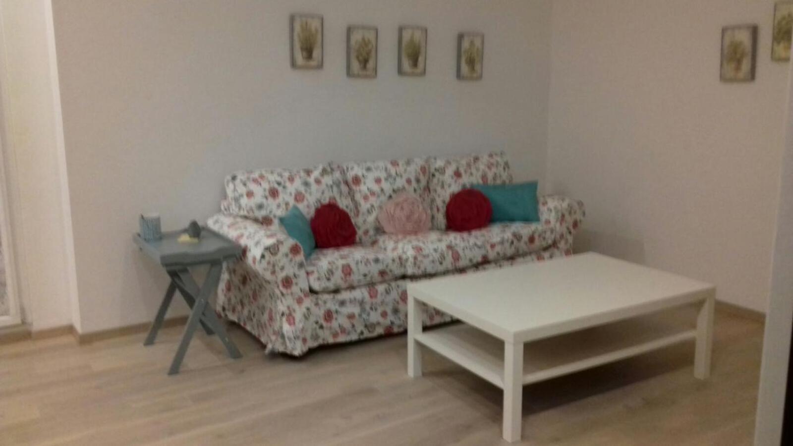 Apartment with Terrace - Photo 2