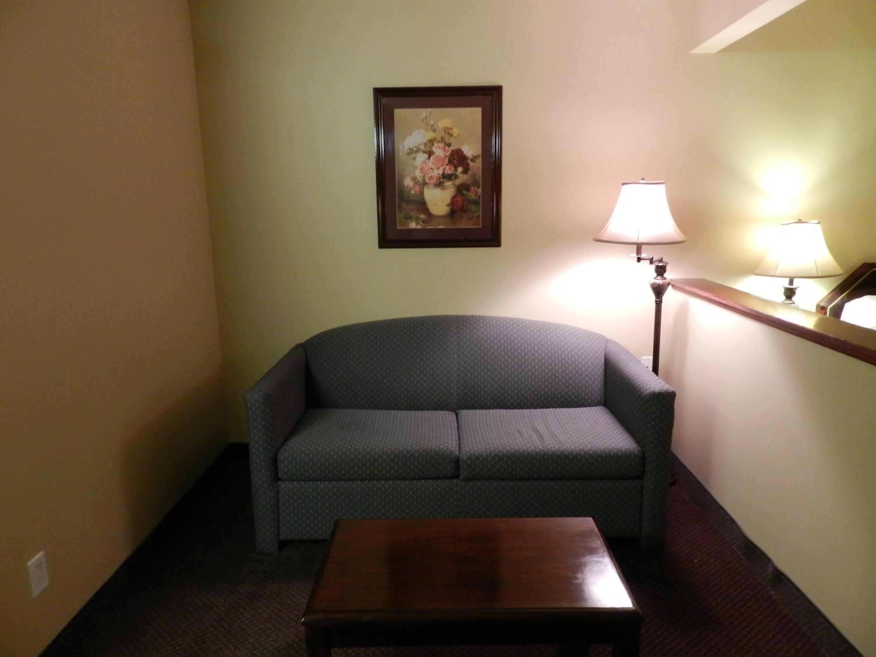 King Room with Whirlpool - Photo 4