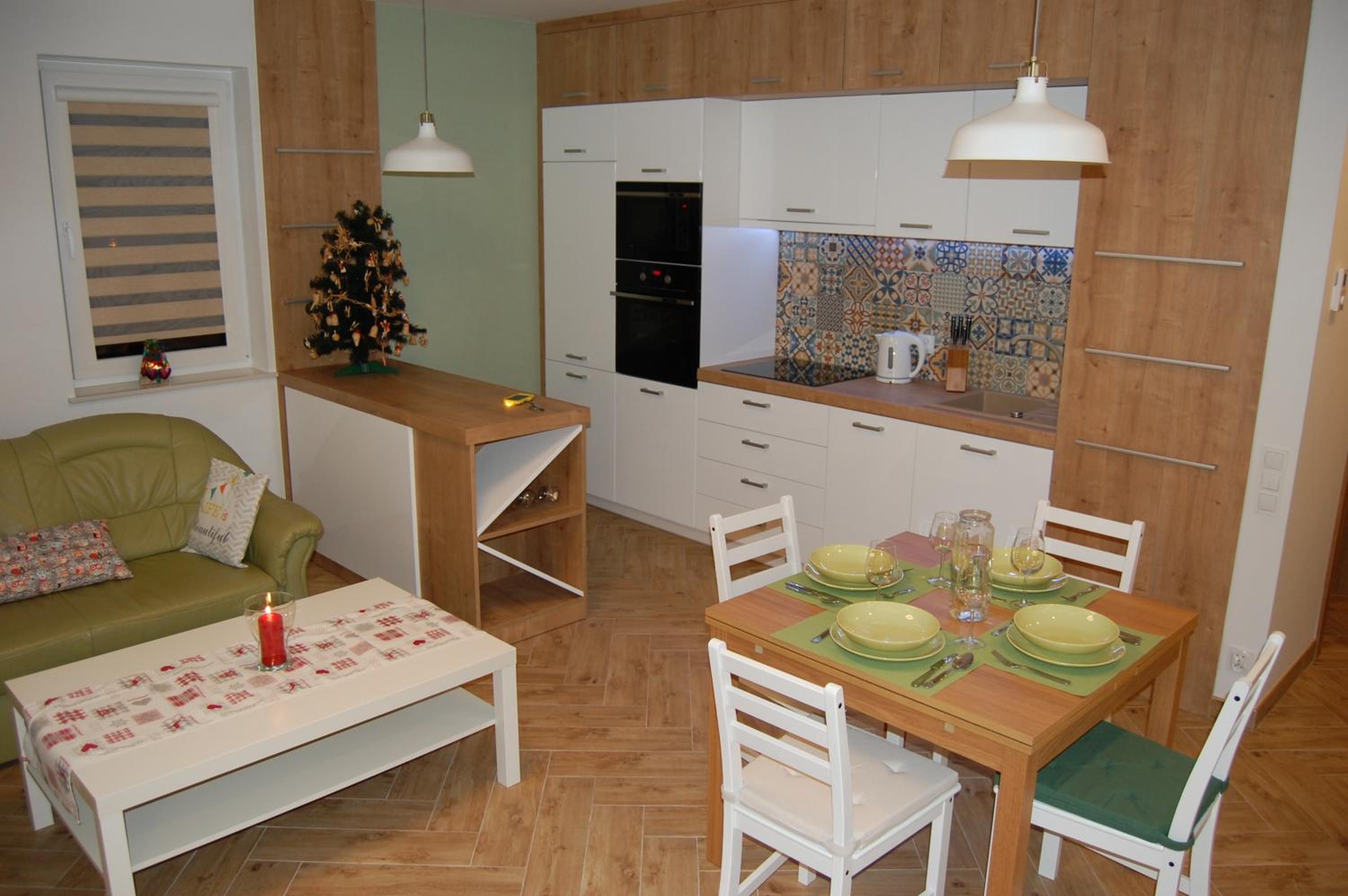 Apartment with Mountain View photo 3