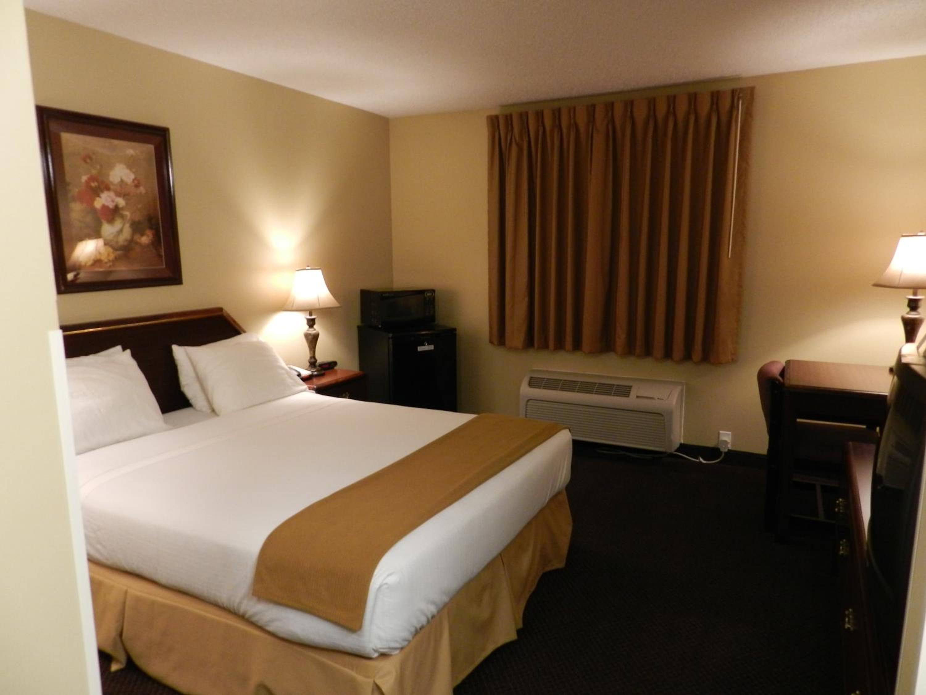 Double Queen Room - Photo 2