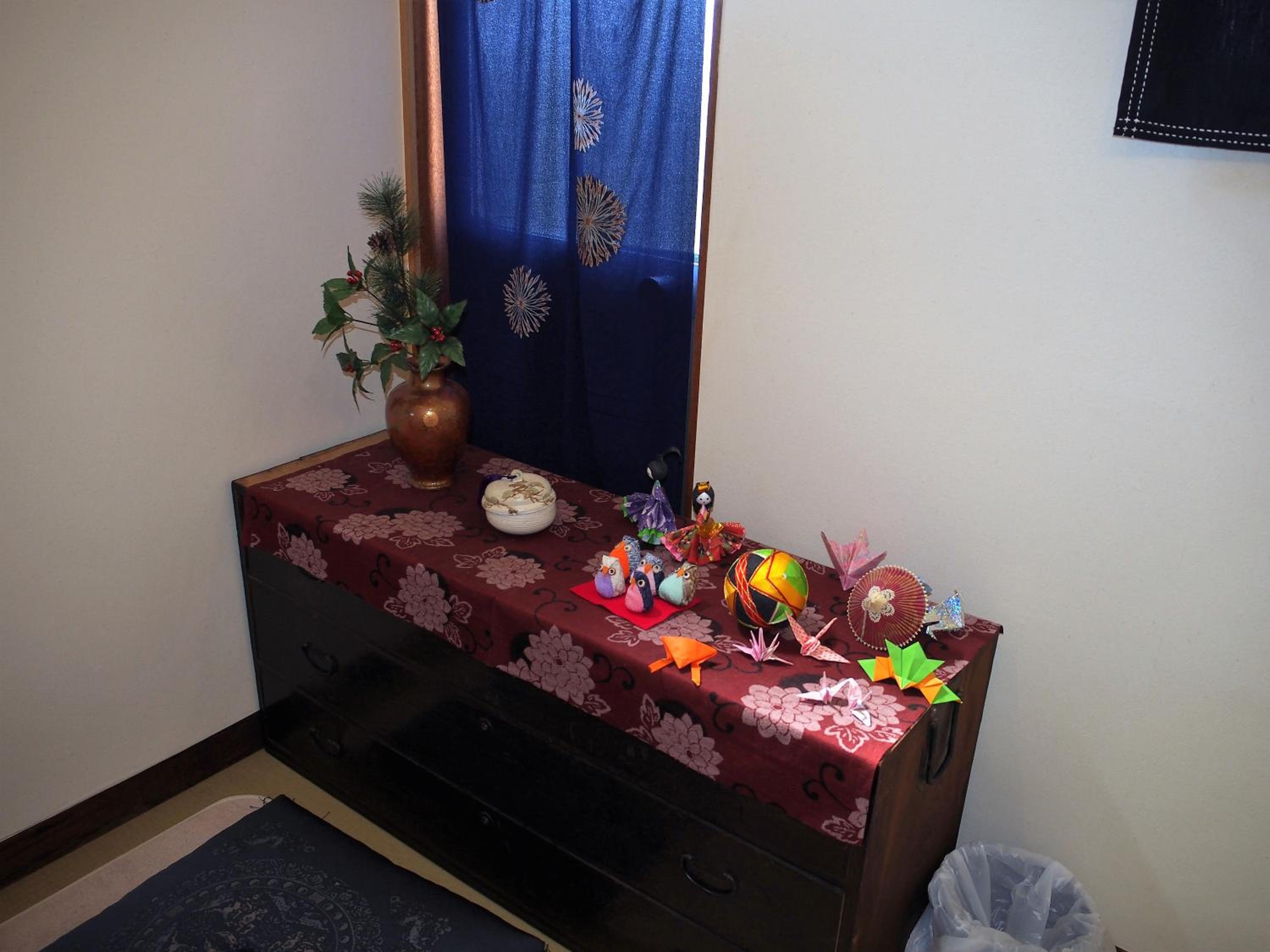 Standard Triple Room with Shared Bathroom photo 2