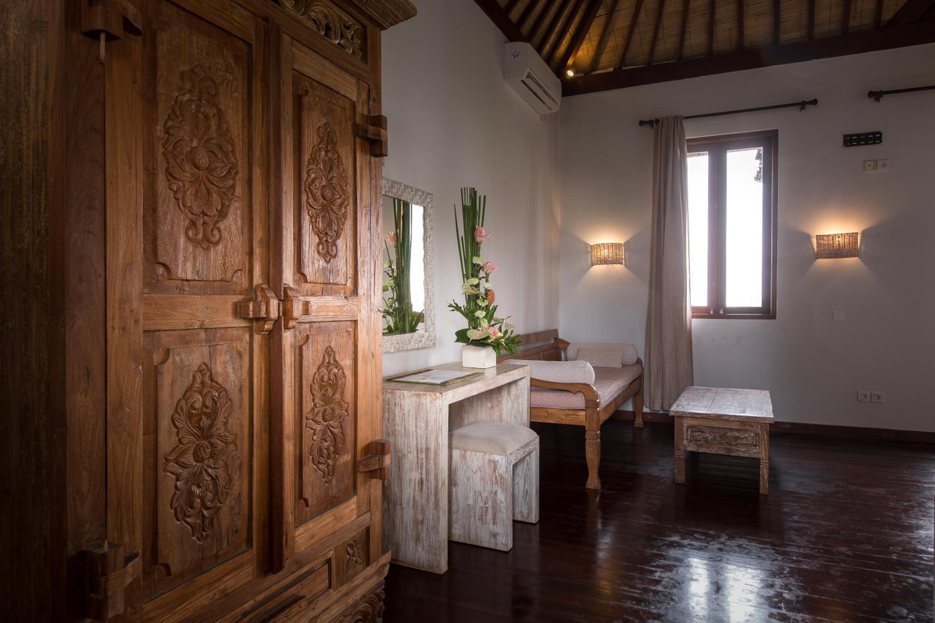 Suite with Ocean View