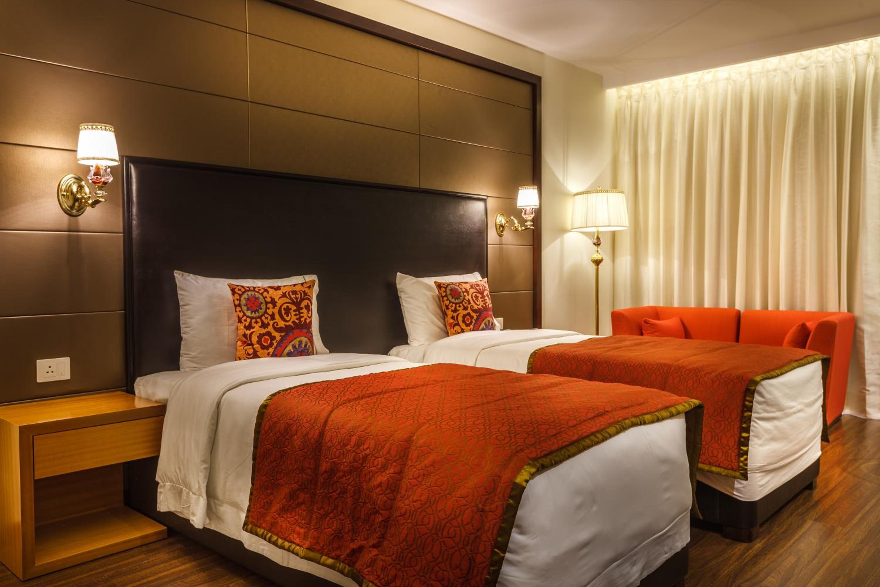 Deluxe Room - Photo 3