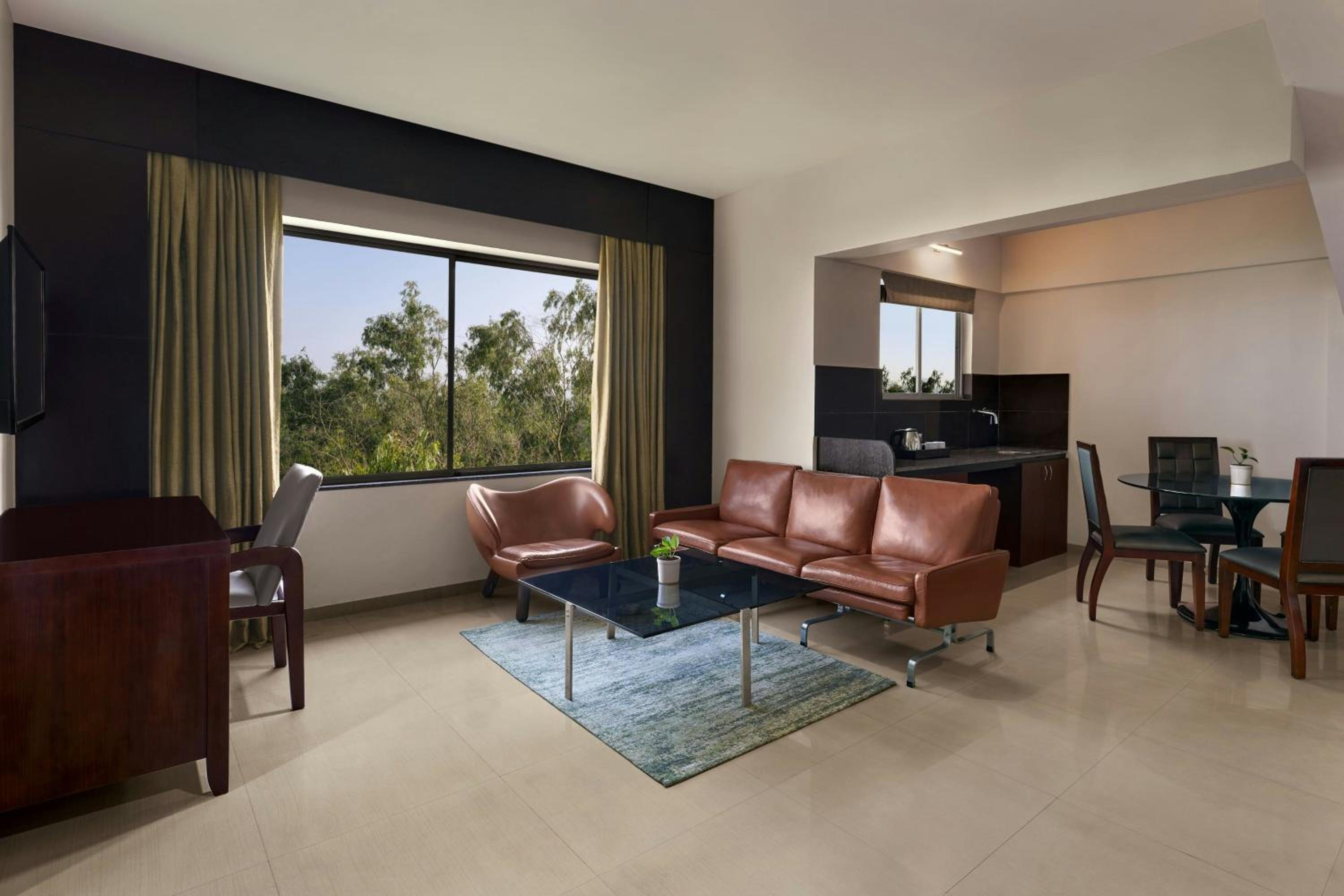 Fern Classic Two-Bedroom Suite