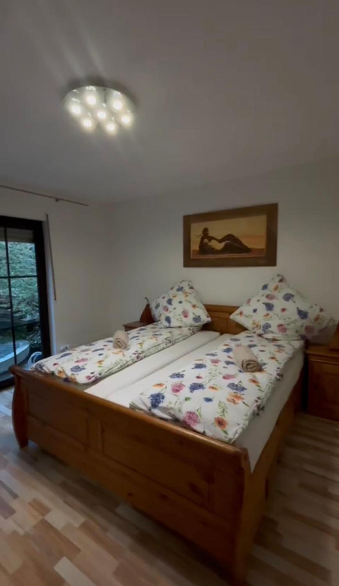 Two-Bedroom Apartment with Balcony and Terrace photo 3