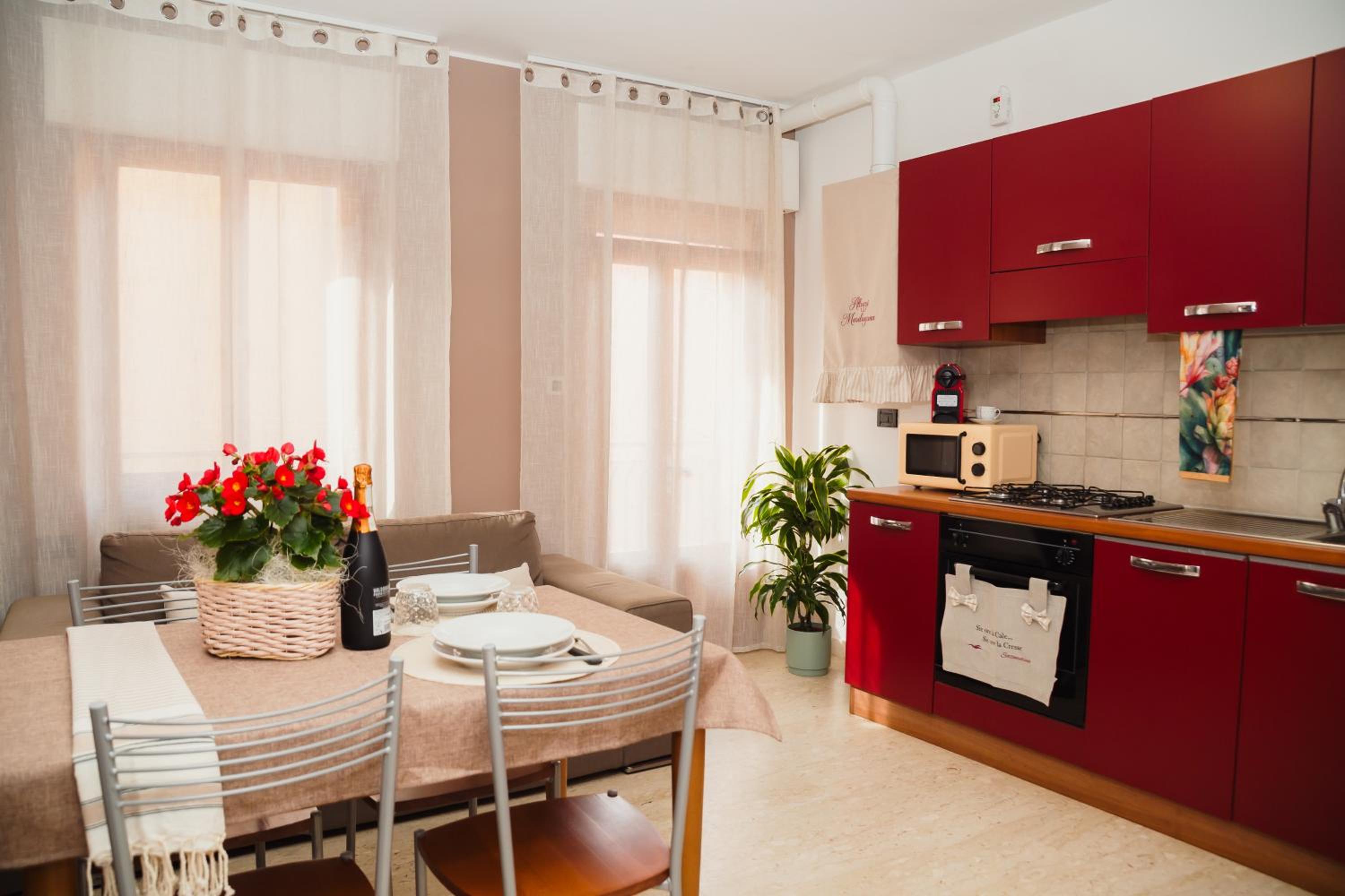 One-Bedroom Standard Apartment