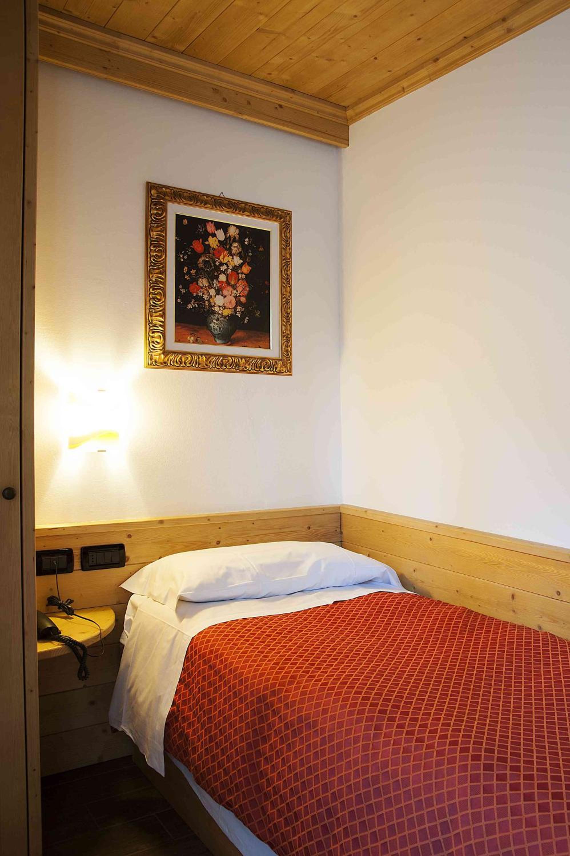 Single Room photo 1