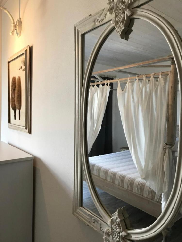 One-Bedroom Apartment with Pool View photo 2