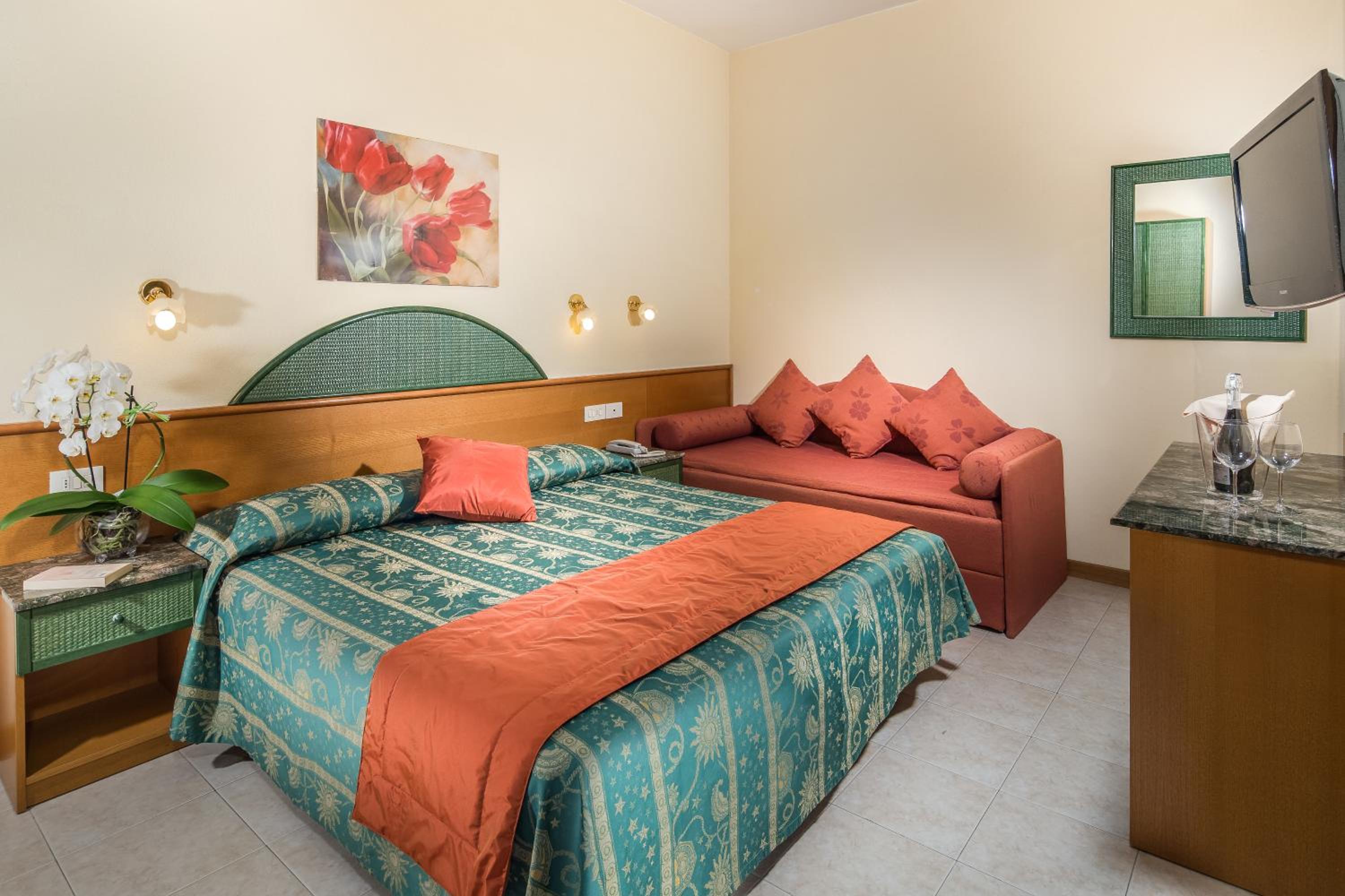 Triple Room - Photo 1