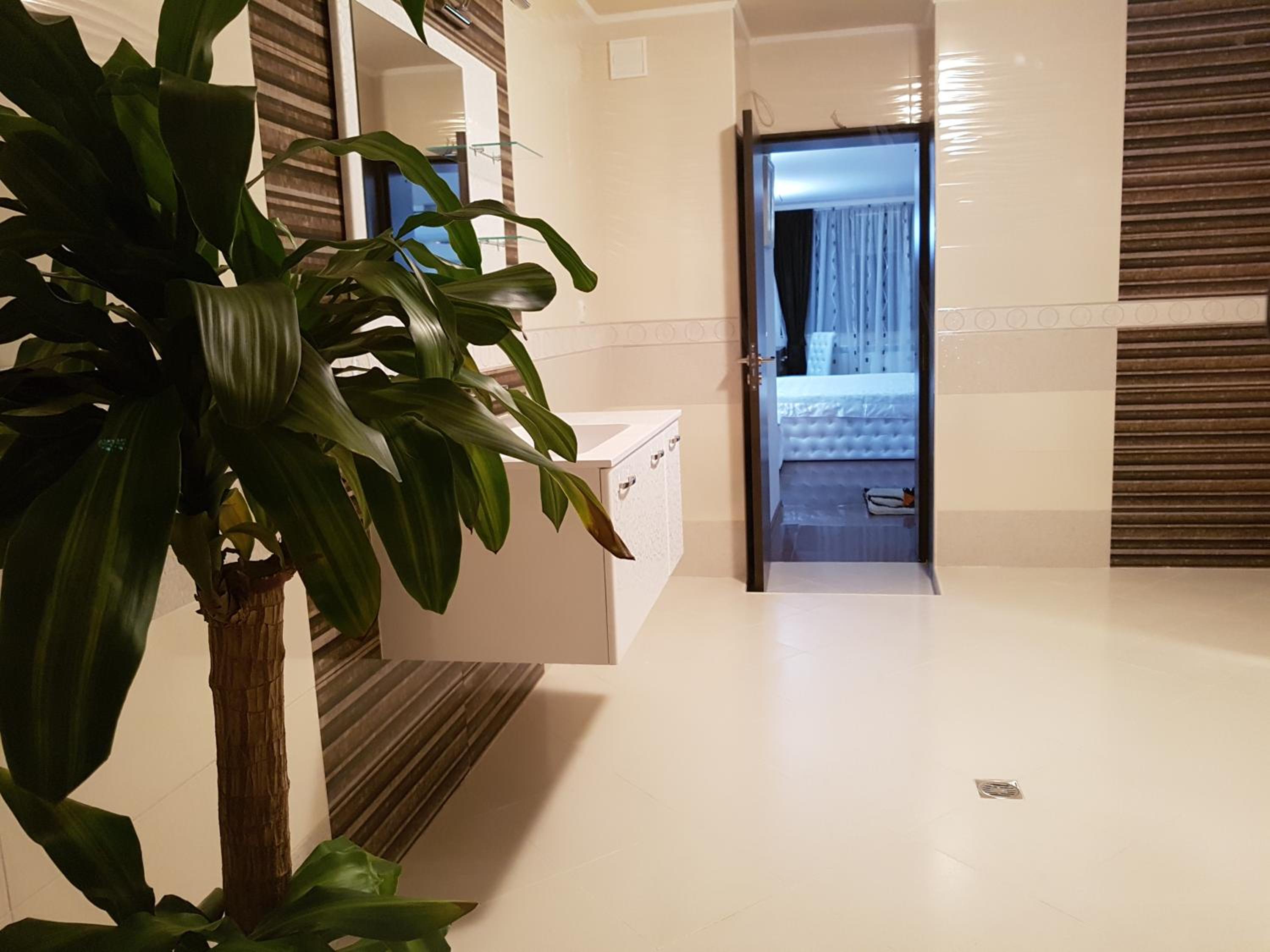 Apartment - Photo 24