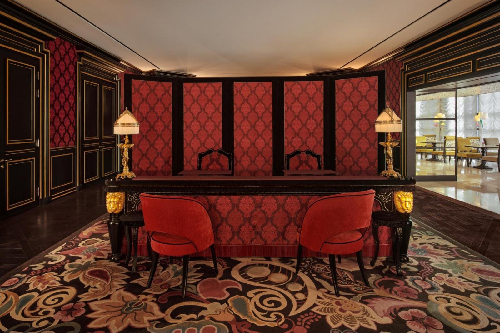 Corner Junior King Suite with City View, La Maison Boutique for 2 photo 3