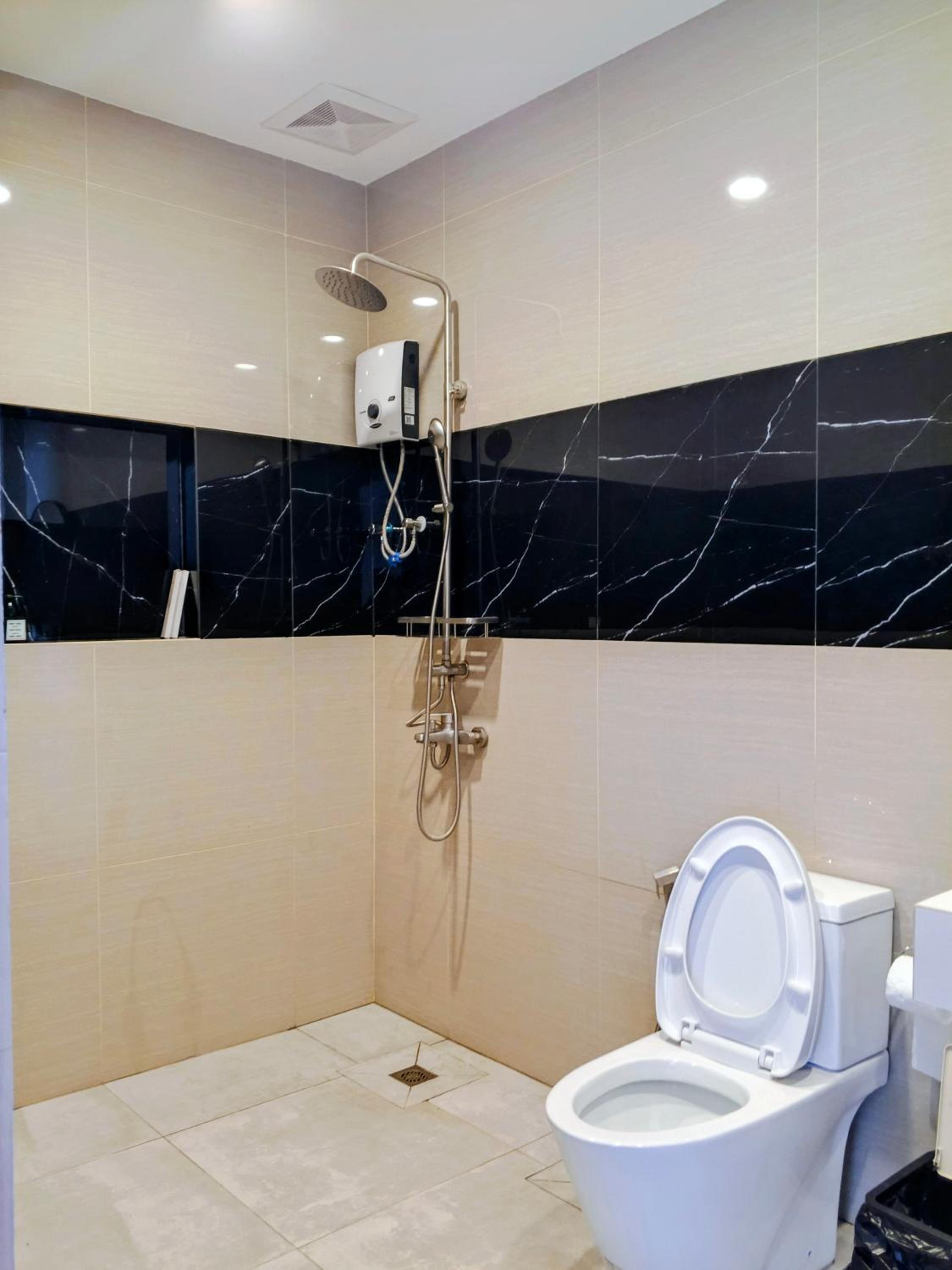 Deluxe Double or Twin Room photo 2