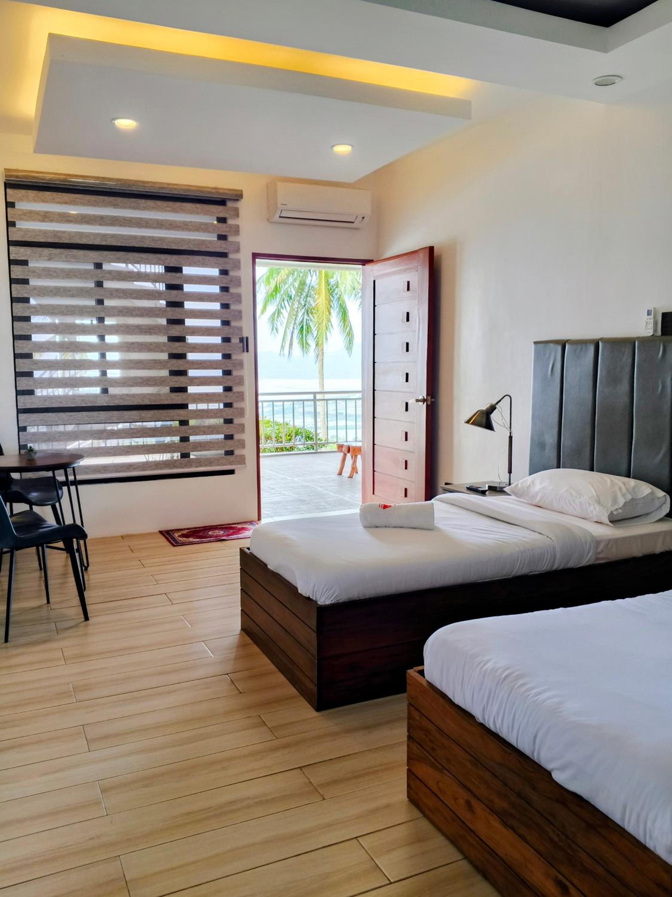 Deluxe Double or Twin Room photo 3