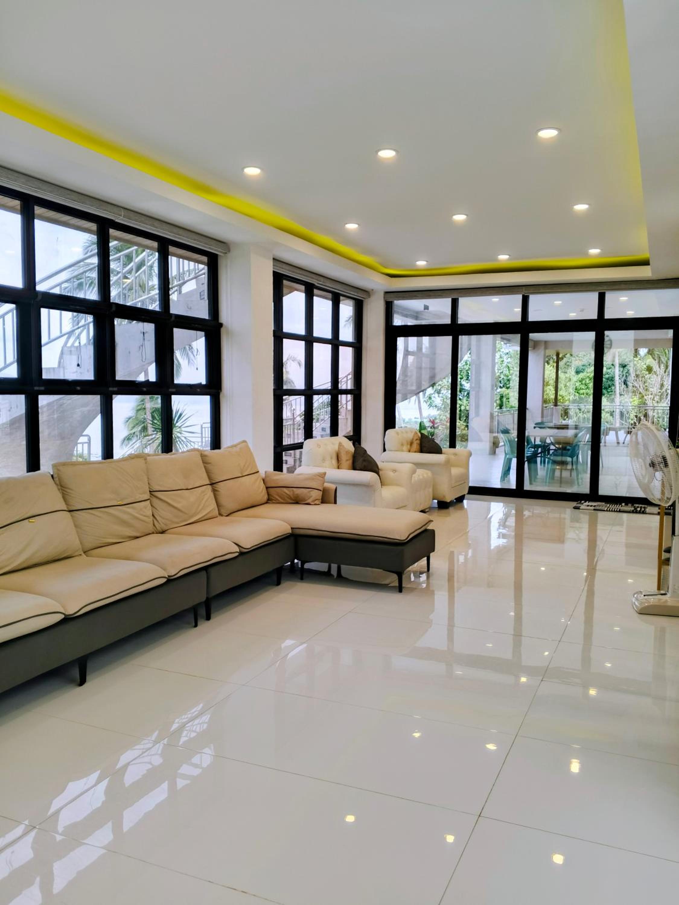 Executive Suite photo 3