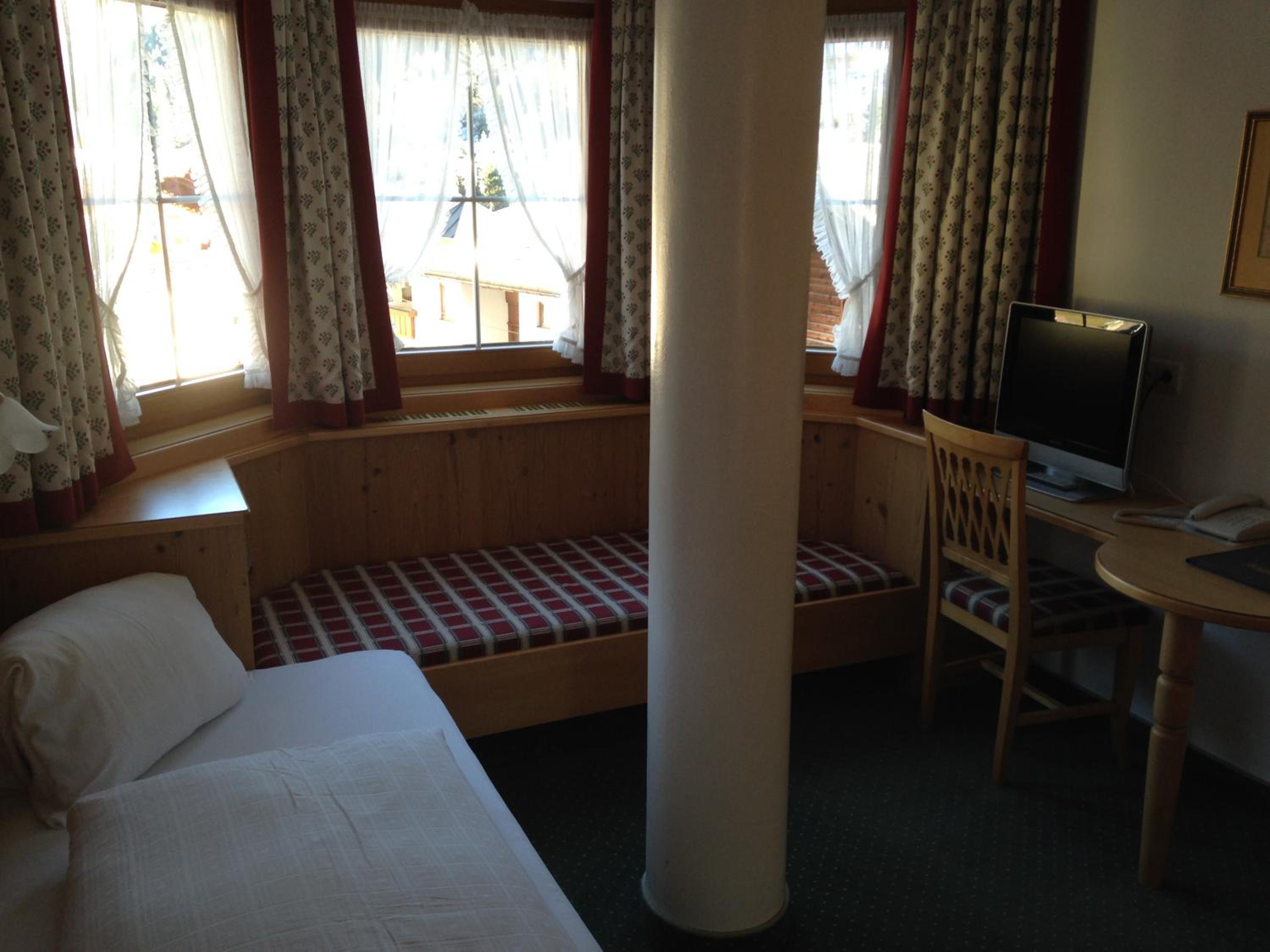 Single Room photo 2