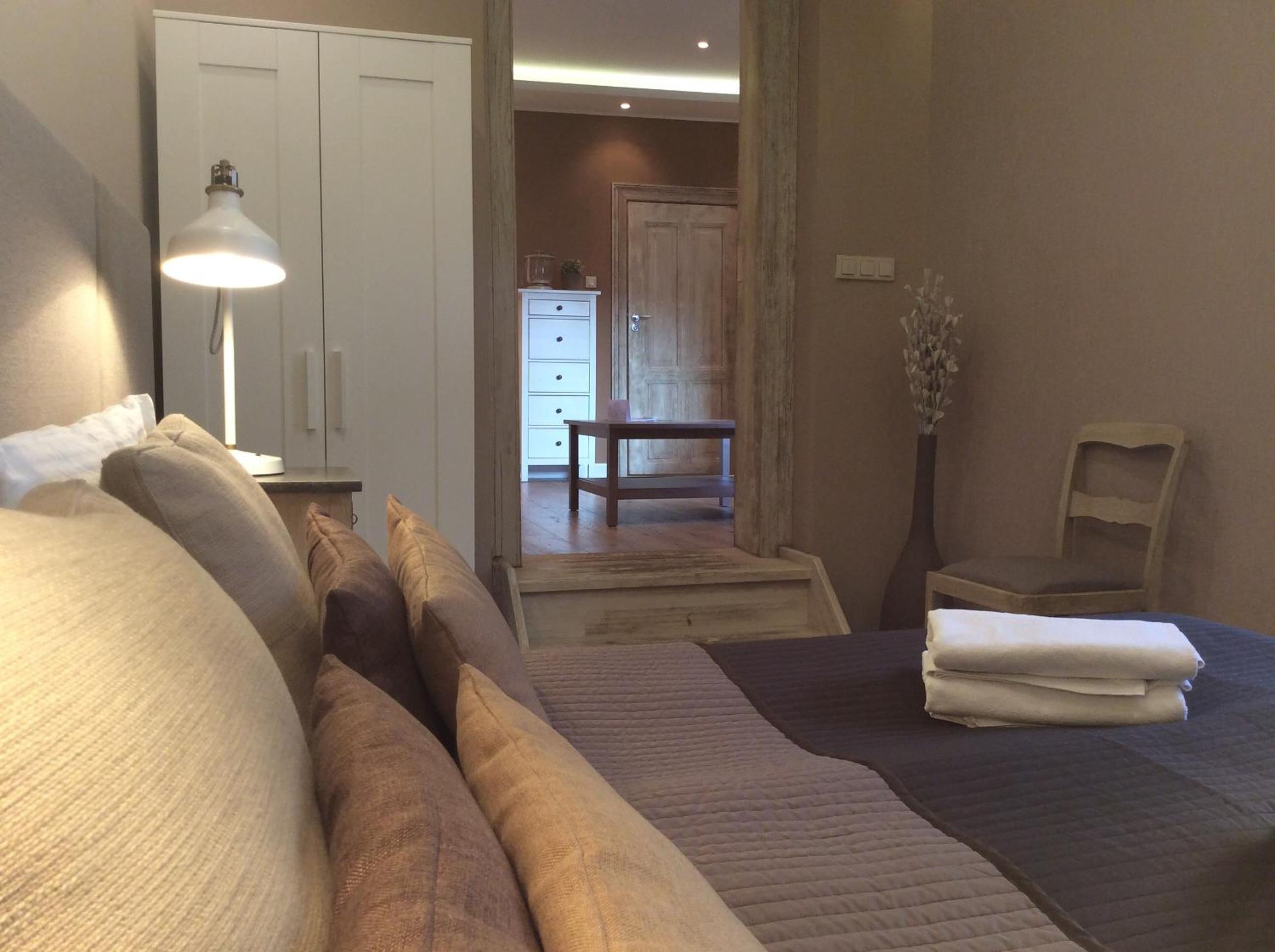 Studio Apartment - Photo 6