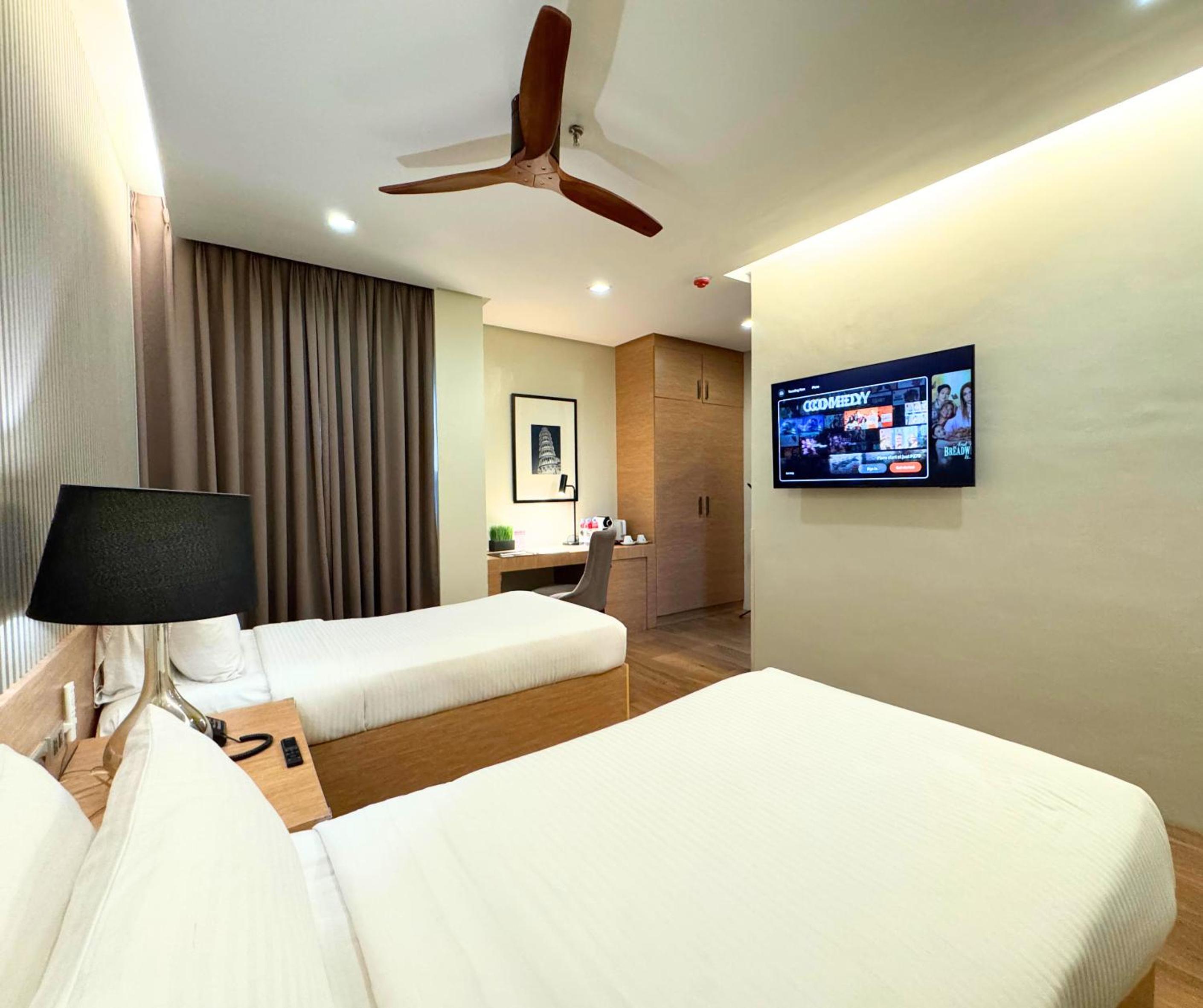 Premiere Twin Room photo 2