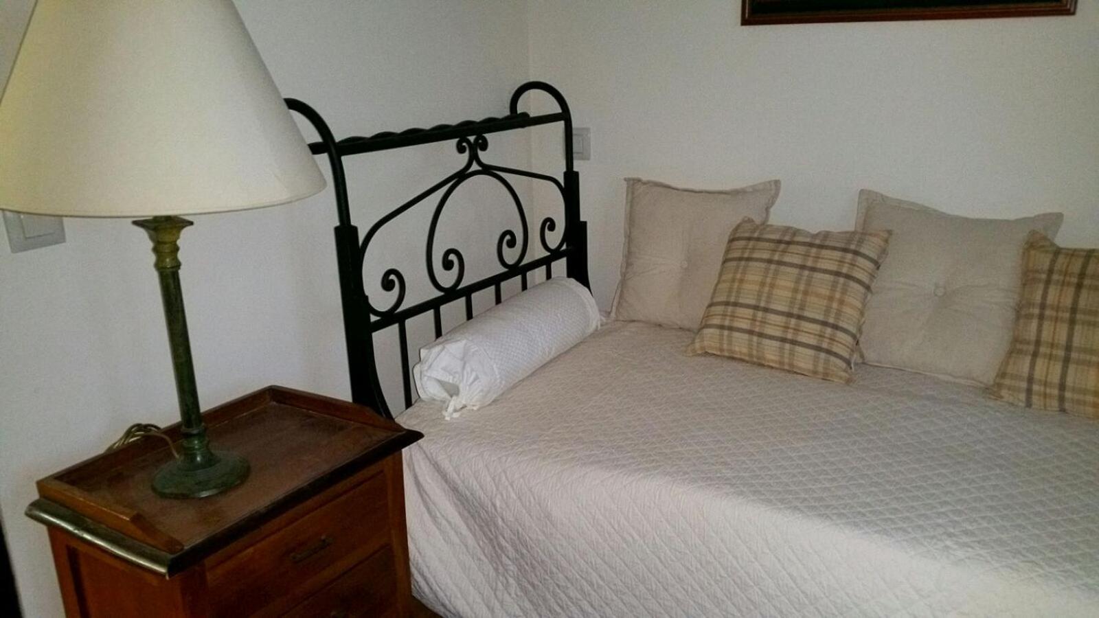 Deluxe Double Room with Balcony - Photo 3