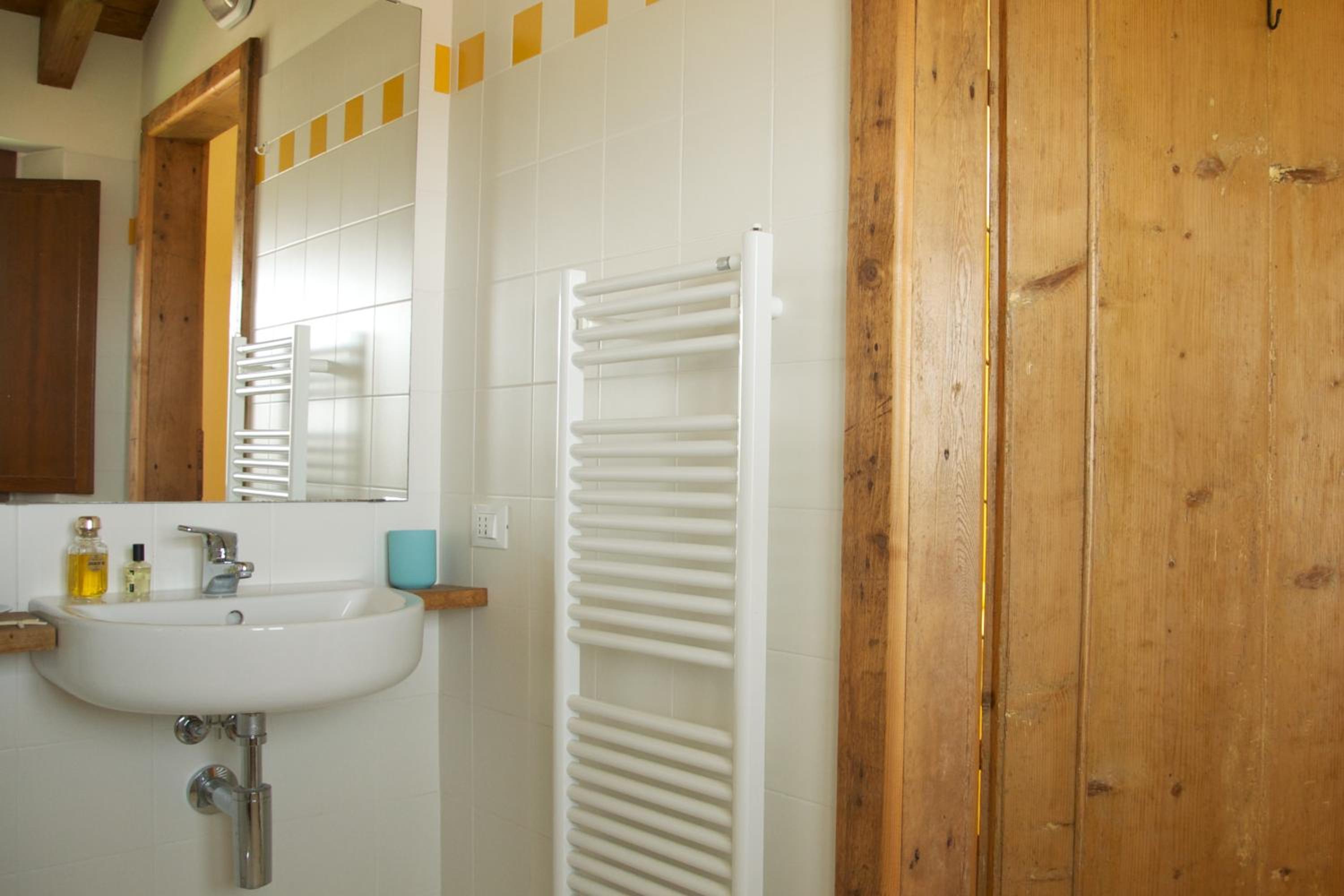 Double Room - Photo 10