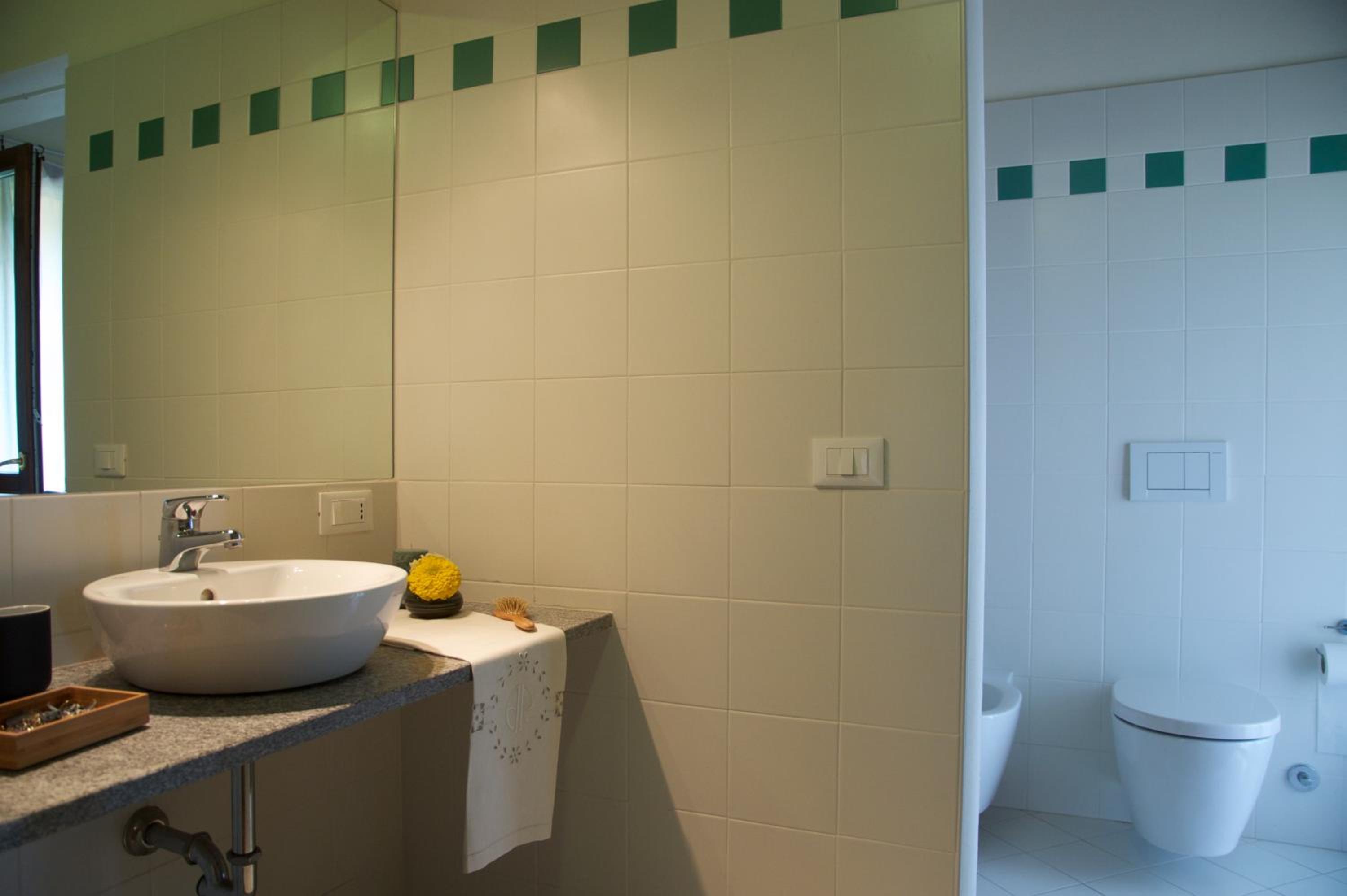 Double Room - Photo 13