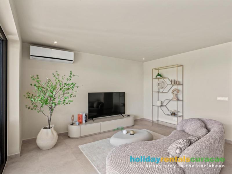 Two-Bedroom Deluxe Apartment with Balcony photo 1