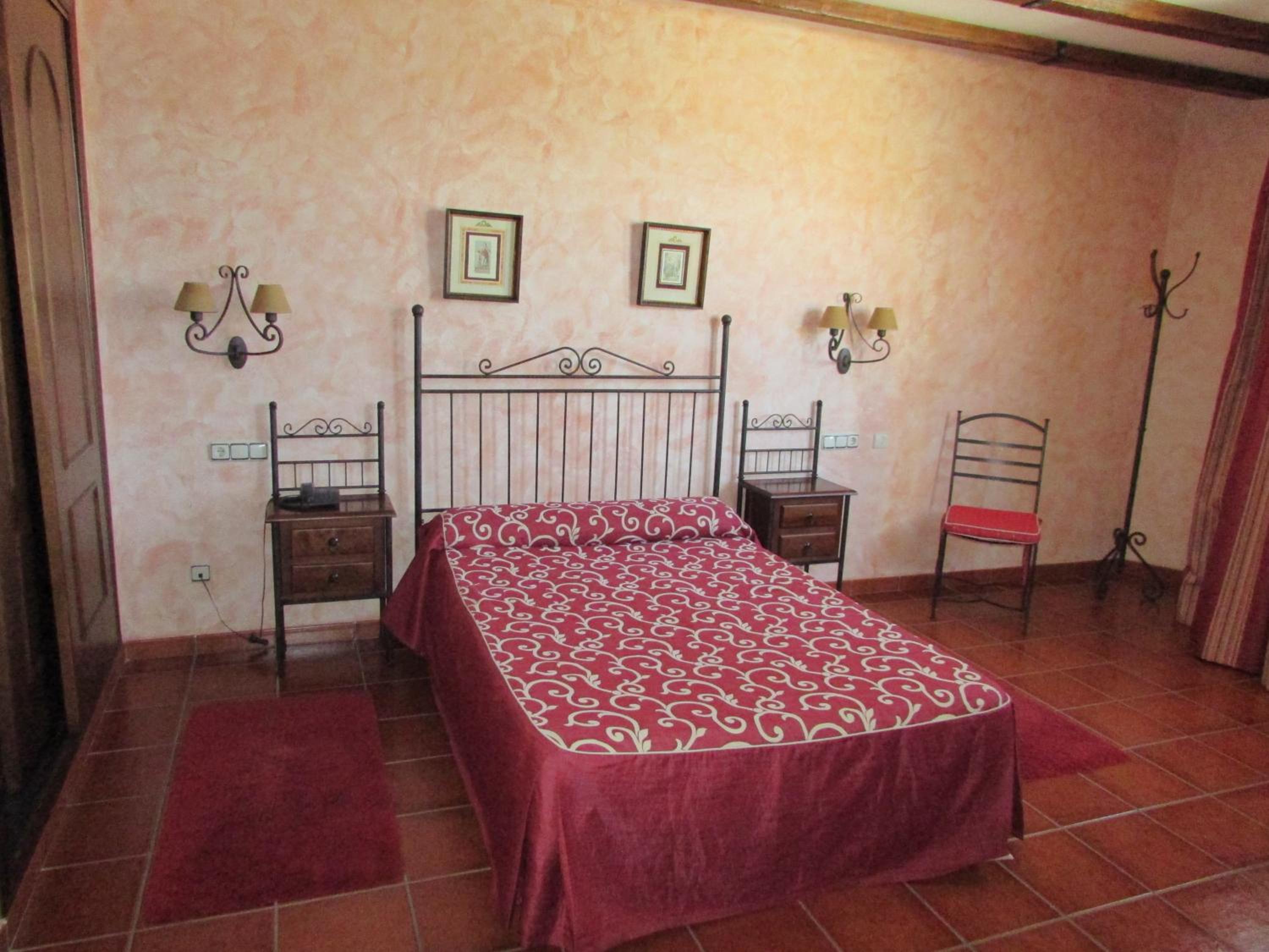 Large Single Room photo 3